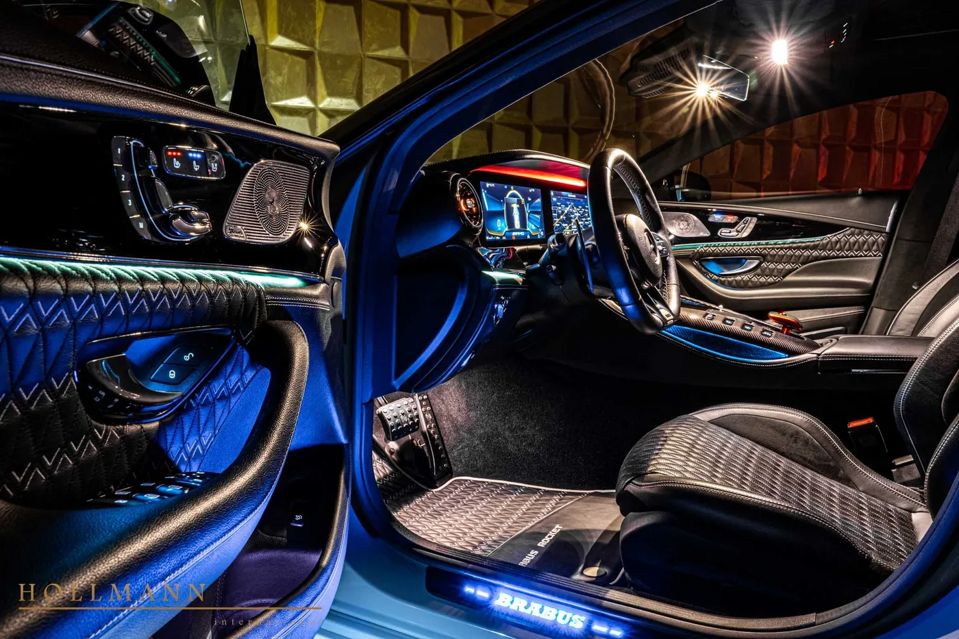 Brabus Rocket 900 offered by a specialist dealer in Stuhr, Germany, photo 6 of 8