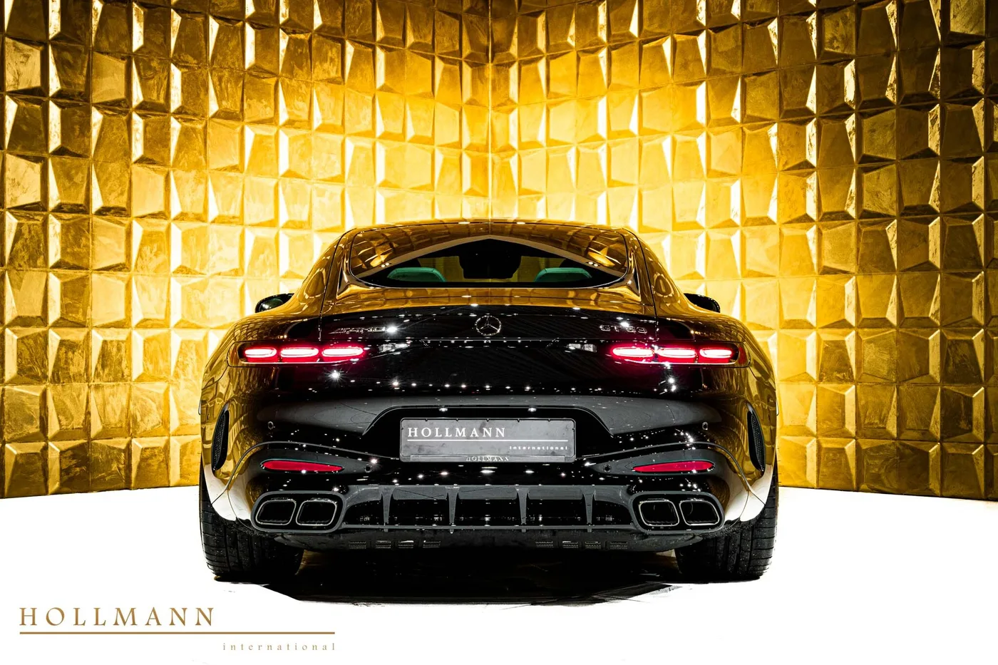 Mercedes-AMG GT 63 4MATIC, Coupé offered by a specialist dealer in Stuhr, Germany, photo 4 of 8