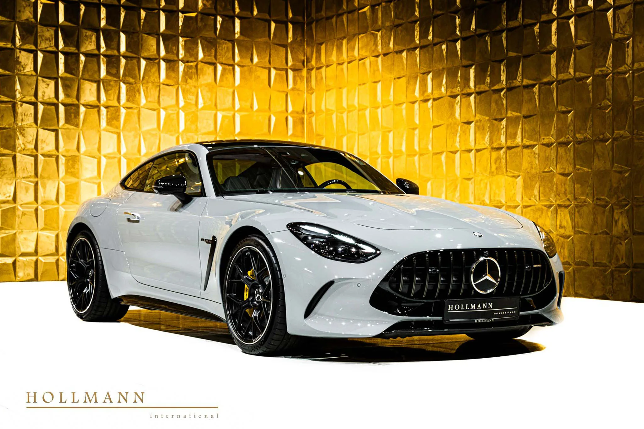 Mercedes-AMG GT 63 4MATIC, Coupé angeboten von einem Fachhändler in Stuhr, Deutschland, Hauptfoto