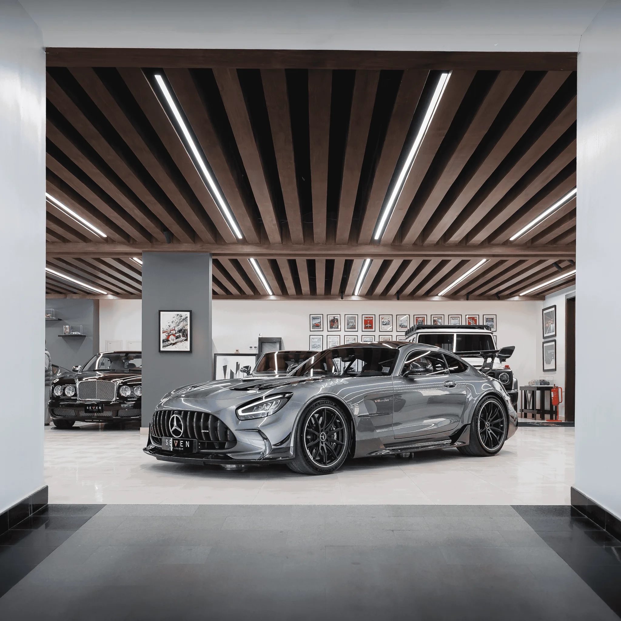 Mercedes-AMG GT Black Series angeboten von einem Supersportwagenhändler in Riyadh, Saudi-Arabien, Hauptfoto