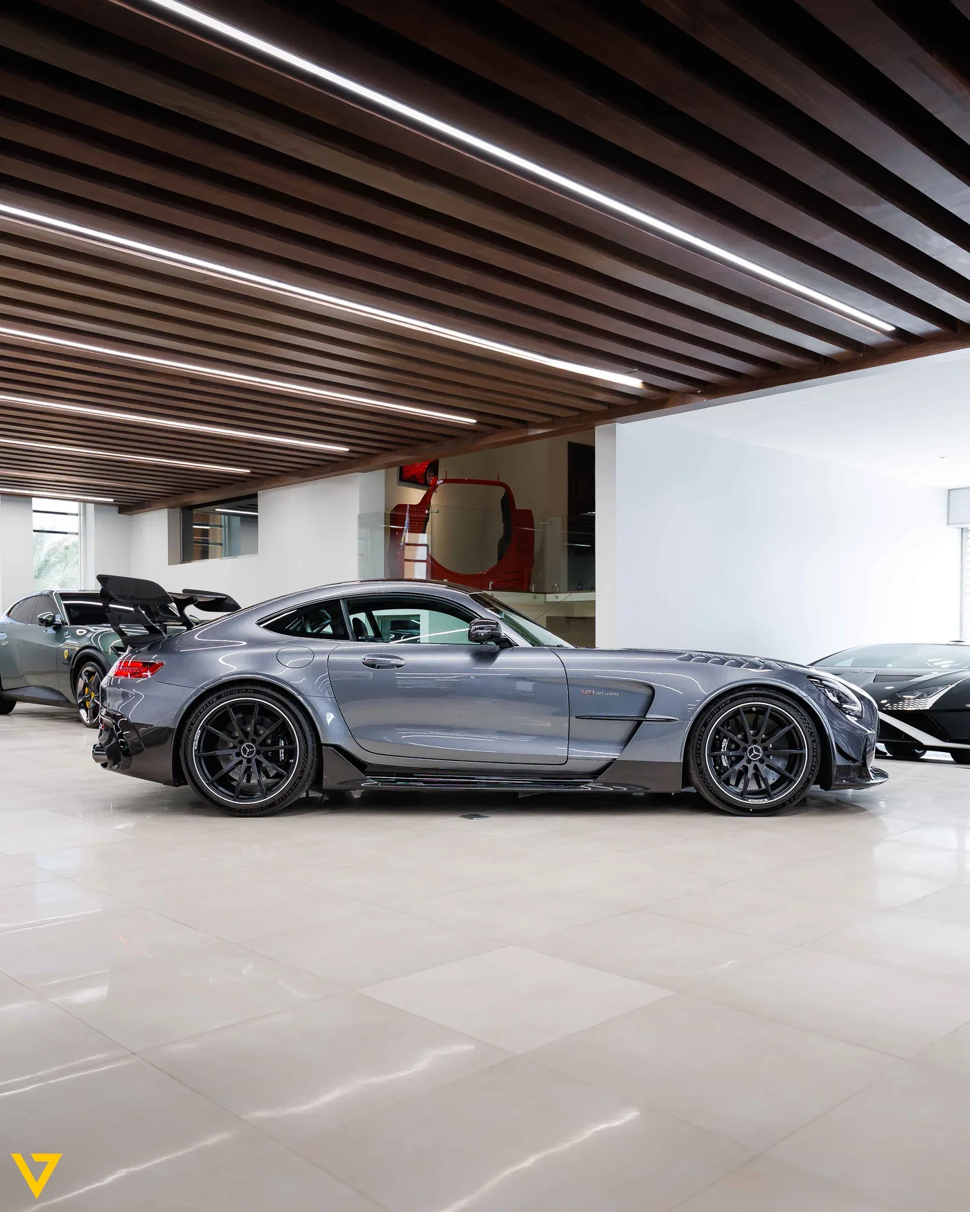 Mercedes-AMG GT Black Series angeboten von einem Supersportwagenhändler in Riyadh, Saudi-Arabien, Foto 3 von 21