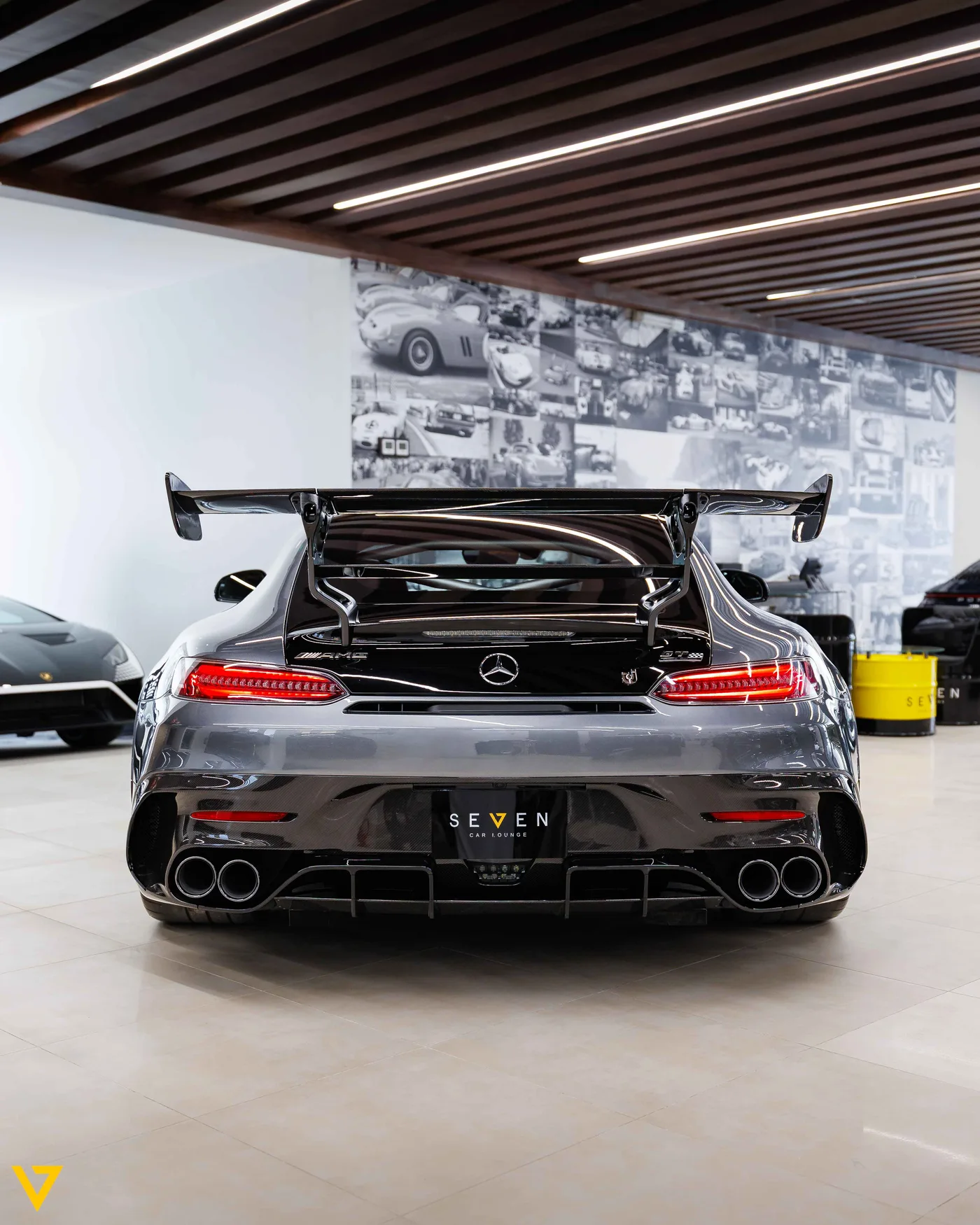Mercedes-AMG GT Black Series angeboten von einem Supersportwagenhändler in Riyadh, Saudi-Arabien, Foto 4 von 21