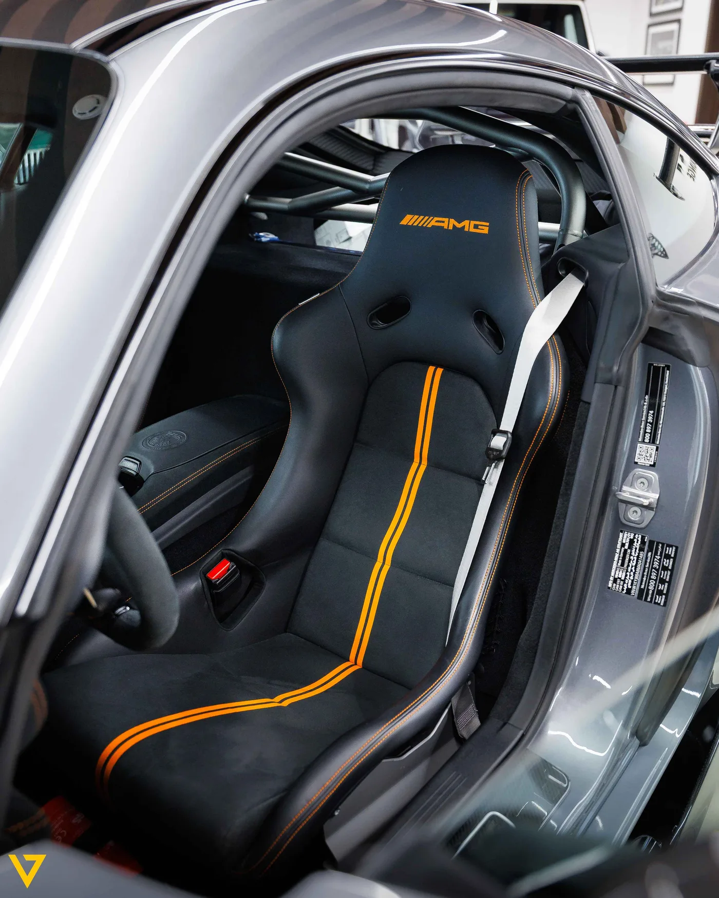 Mercedes-AMG GT Black Series angeboten von einem Supersportwagenhändler in Riyadh, Saudi-Arabien, Foto 13 von 21