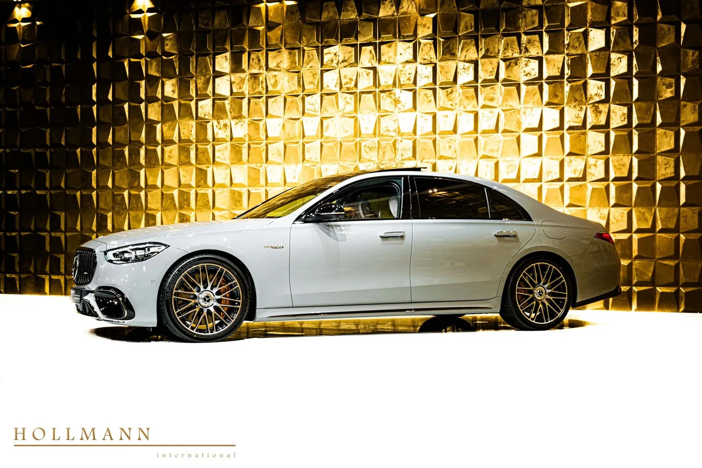 Mercedes-AMG S 63 E Performance long offered by a specialist dealer in Stuhr, Germany, photo 4 of 8