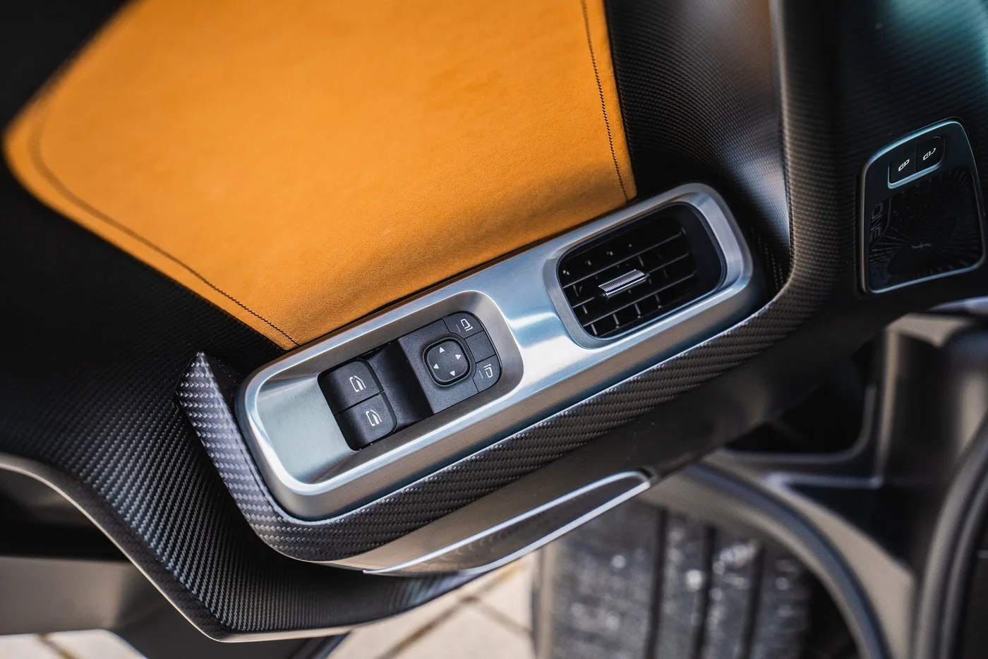Mercedes-AMG ONE offered by a specialist dealer in Hechingen, Germany, photo 18 of 25