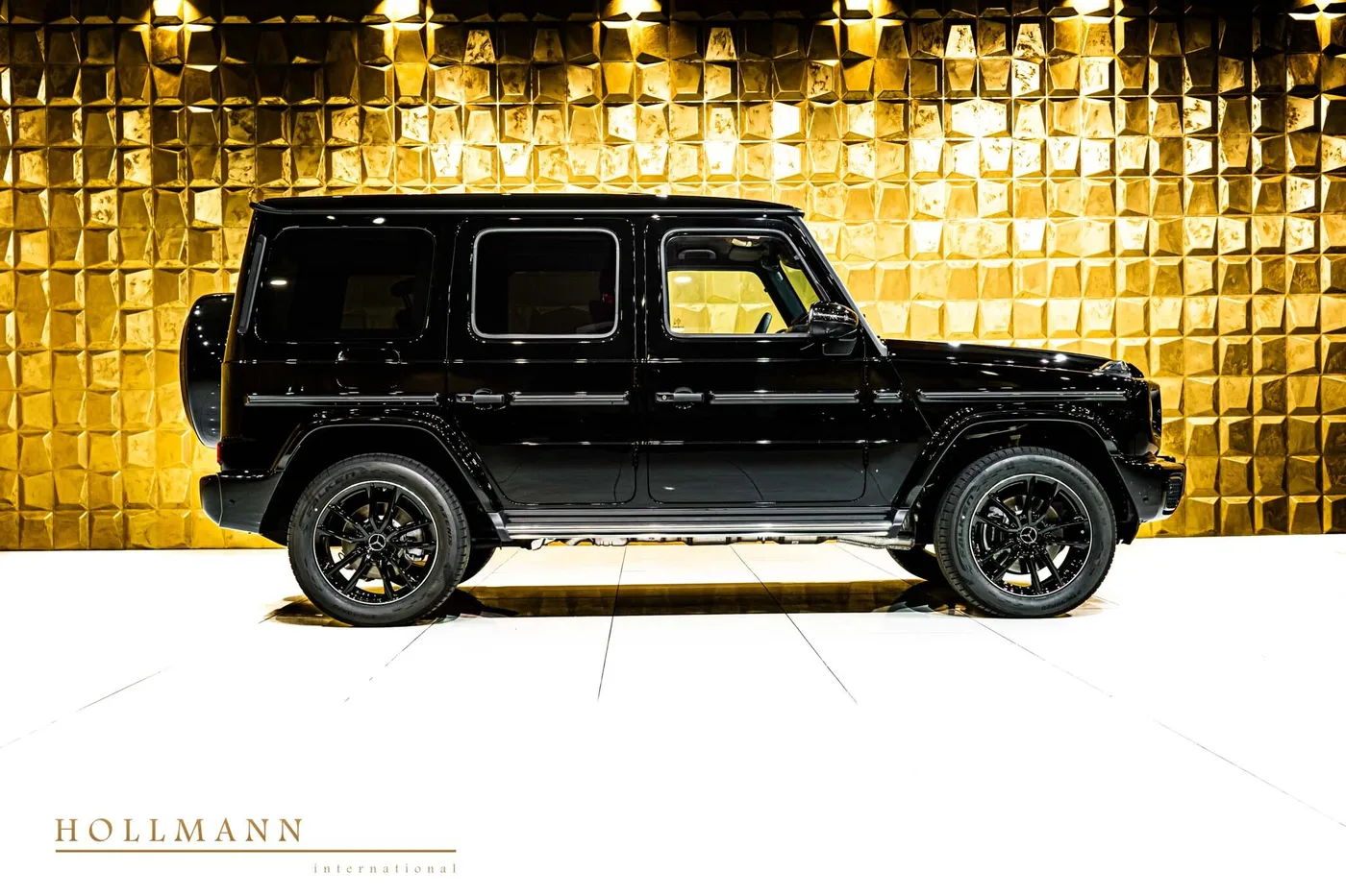 Mercedes-Benz G 450 d proposée par un concessionnaire spécialisé à Stuhr, Allemagne, photo 4 sur 17