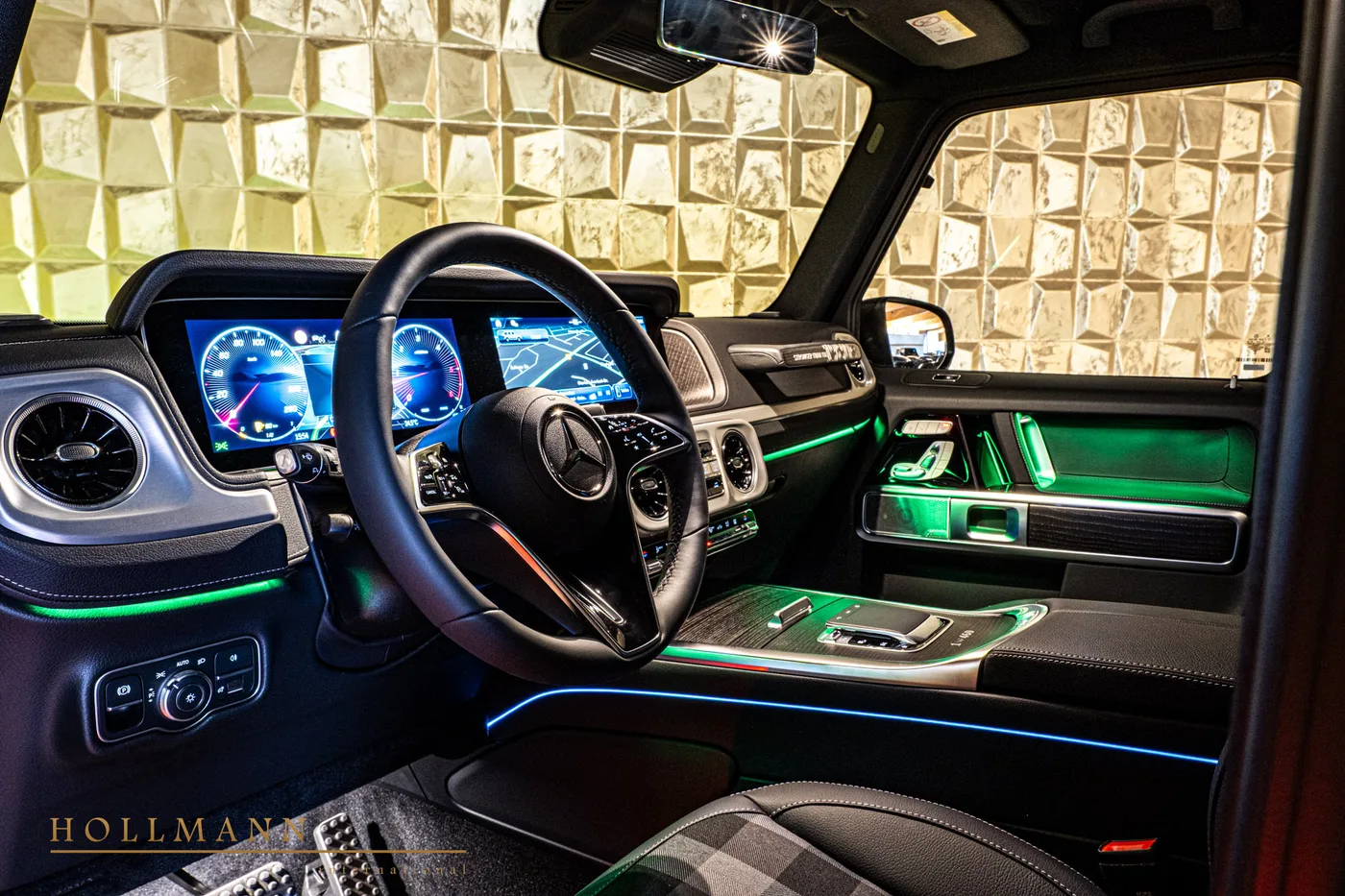 Mercedes-Benz G 450 d offered by a specialist dealer in Stuhr, Germany, photo 14 of 25