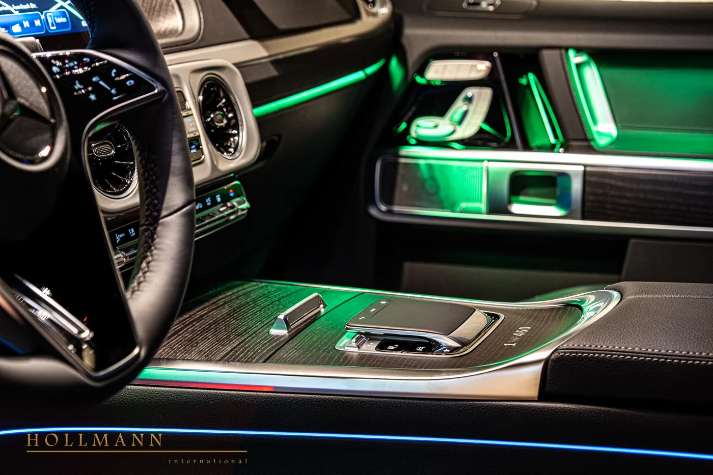 Mercedes-Benz G 450 d offered by a specialist dealer in Stuhr, Germany, photo 15 of 25