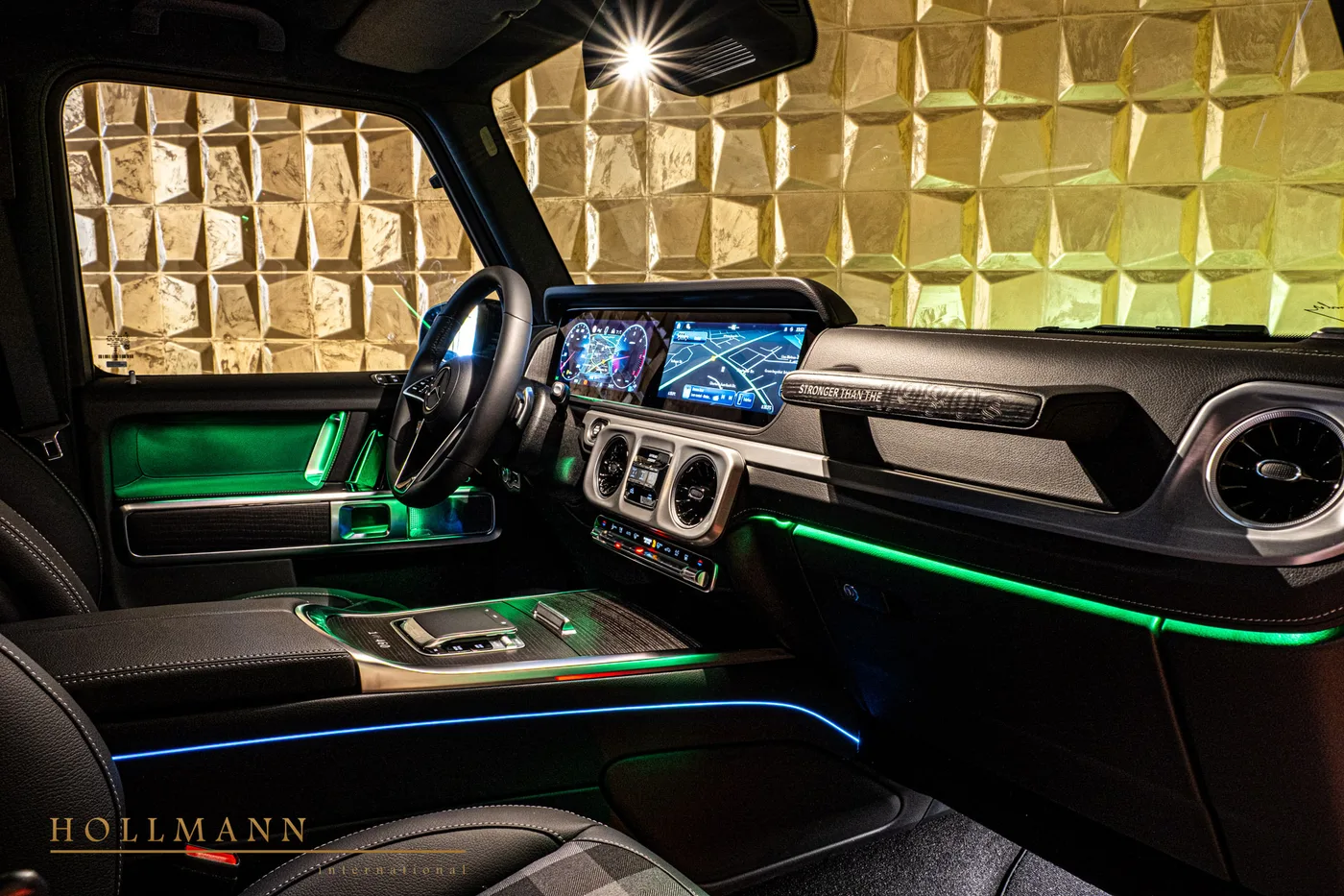 Mercedes-Benz G 450 d offered by a specialist dealer in Stuhr, Germany, photo 16 of 25