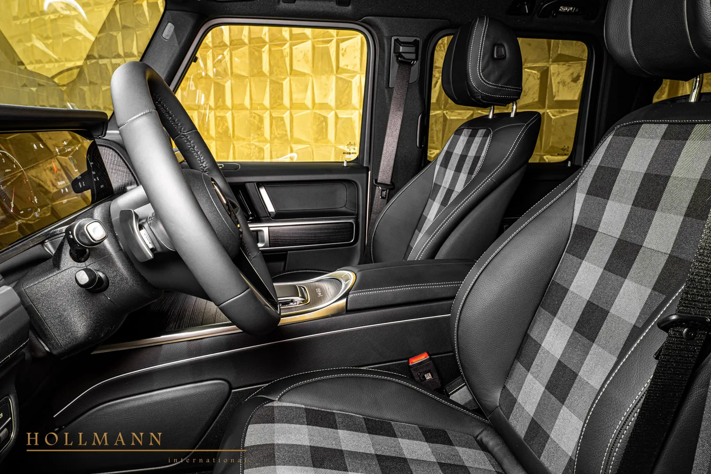 Mercedes-Benz G 450 d offered by a specialist dealer in Stuhr, Germany, photo 20 of 25
