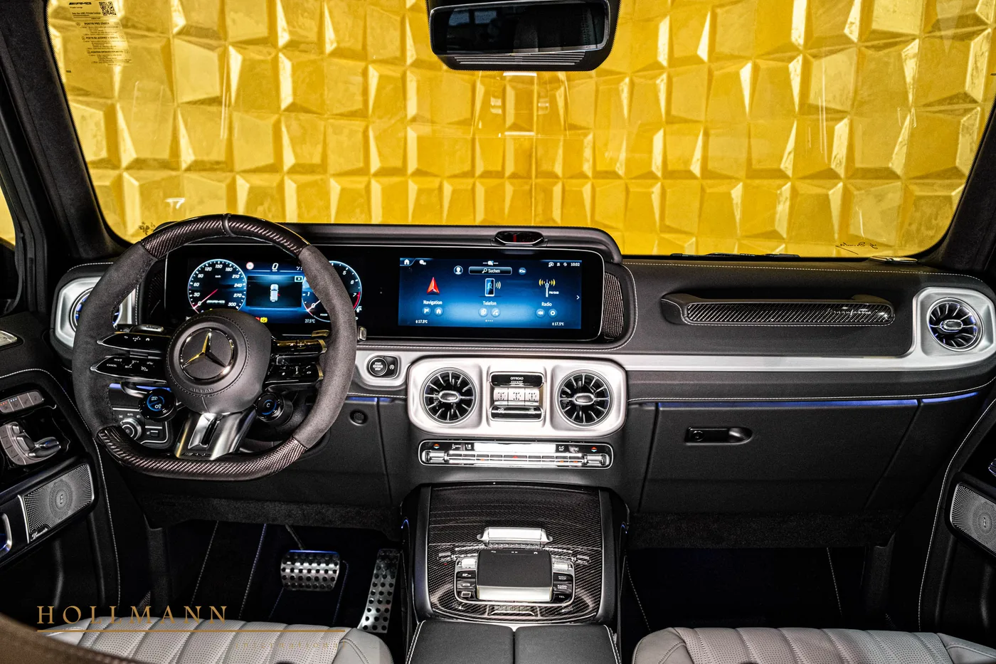 Mercedes-AMG G 63 facelift offered by a specialist dealer in Stuhr, Germany, photo 10 of 25