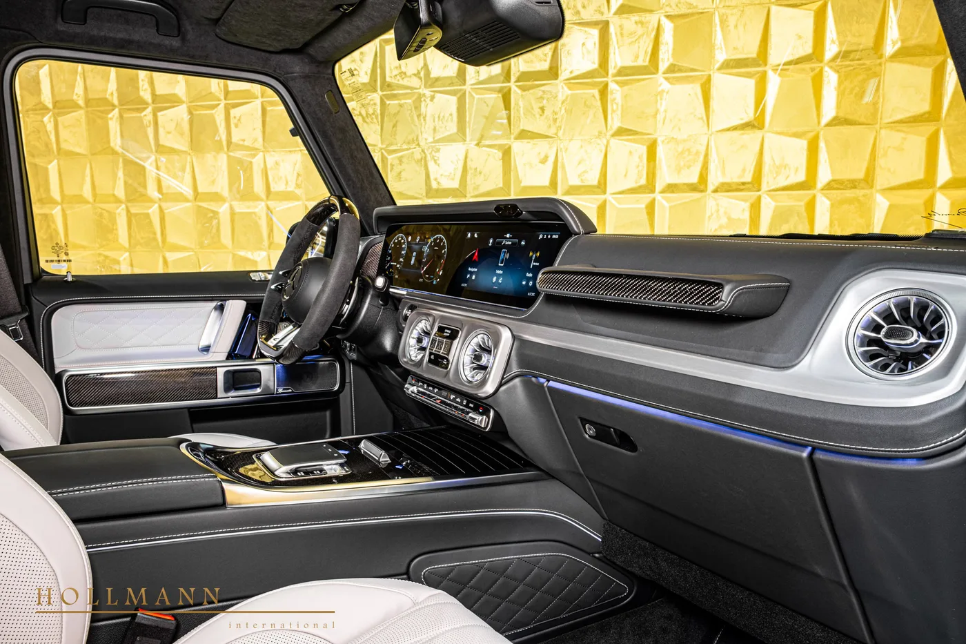 Mercedes-AMG G 63 facelift offered by a specialist dealer in Stuhr, Germany, photo 17 of 25