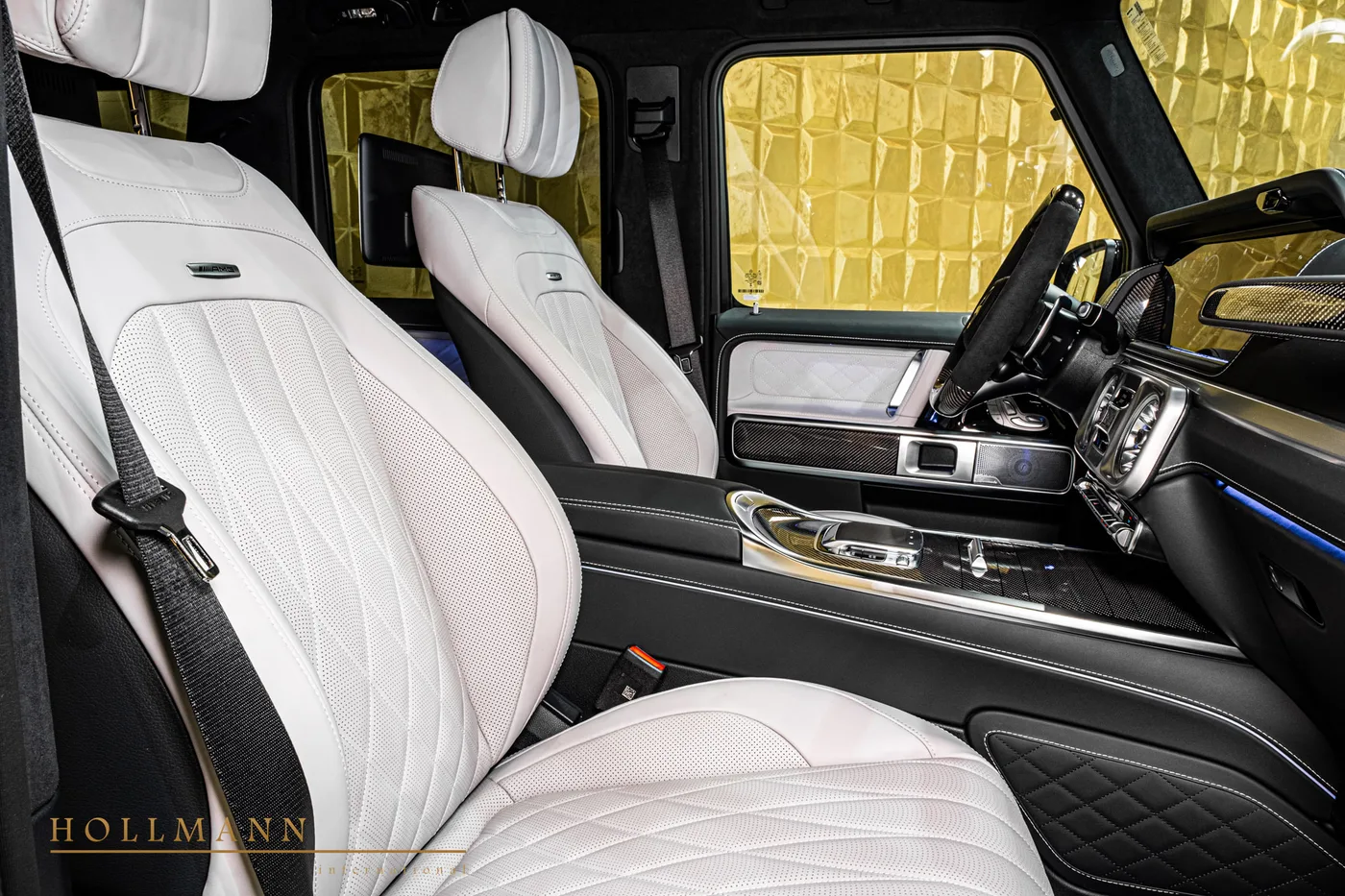 Mercedes-AMG G 63 facelift offered by a specialist dealer in Stuhr, Germany, photo 20 of 25