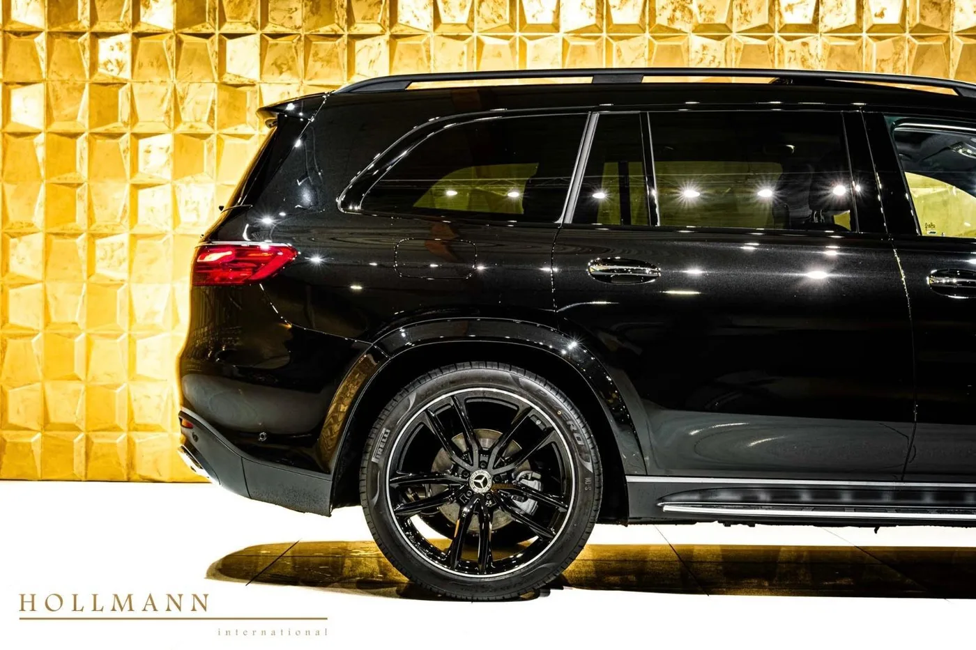Mercedes-Benz GLS 450 d 4MATIC sold by a specialist dealer in Stuhr, Germany, photo 7 of 8