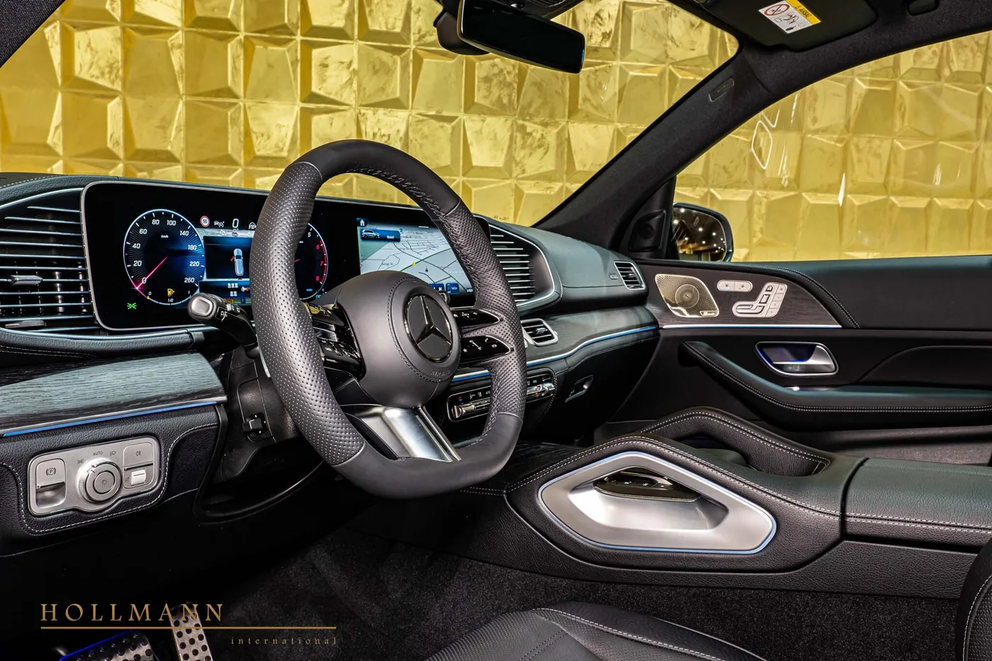 Mercedes-Benz GLS 450 d 4MATIC sold by a specialist dealer in Stuhr, Germany, photo 8 of 8