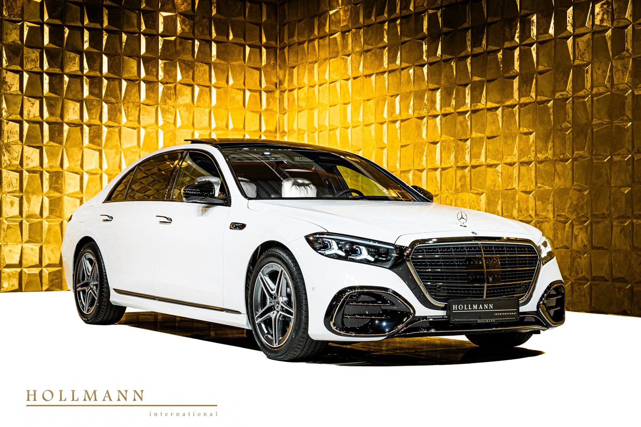 Mercedes-Benz S 450 d 4Matic L + FACELIFT proposée par un concessionnaire spécialisé à Stuhr, Allemagne, photo principale