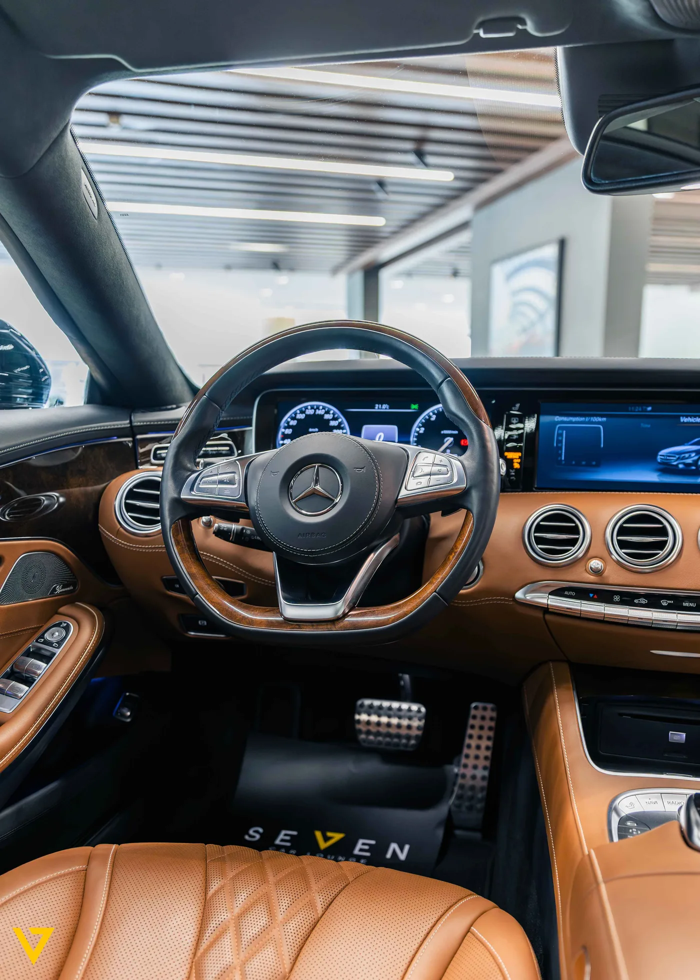 Mercedes-Benz S 500 Coupé offered by a supercar dealer in Riyadh, Saudi Arabia, photo 7 of 24