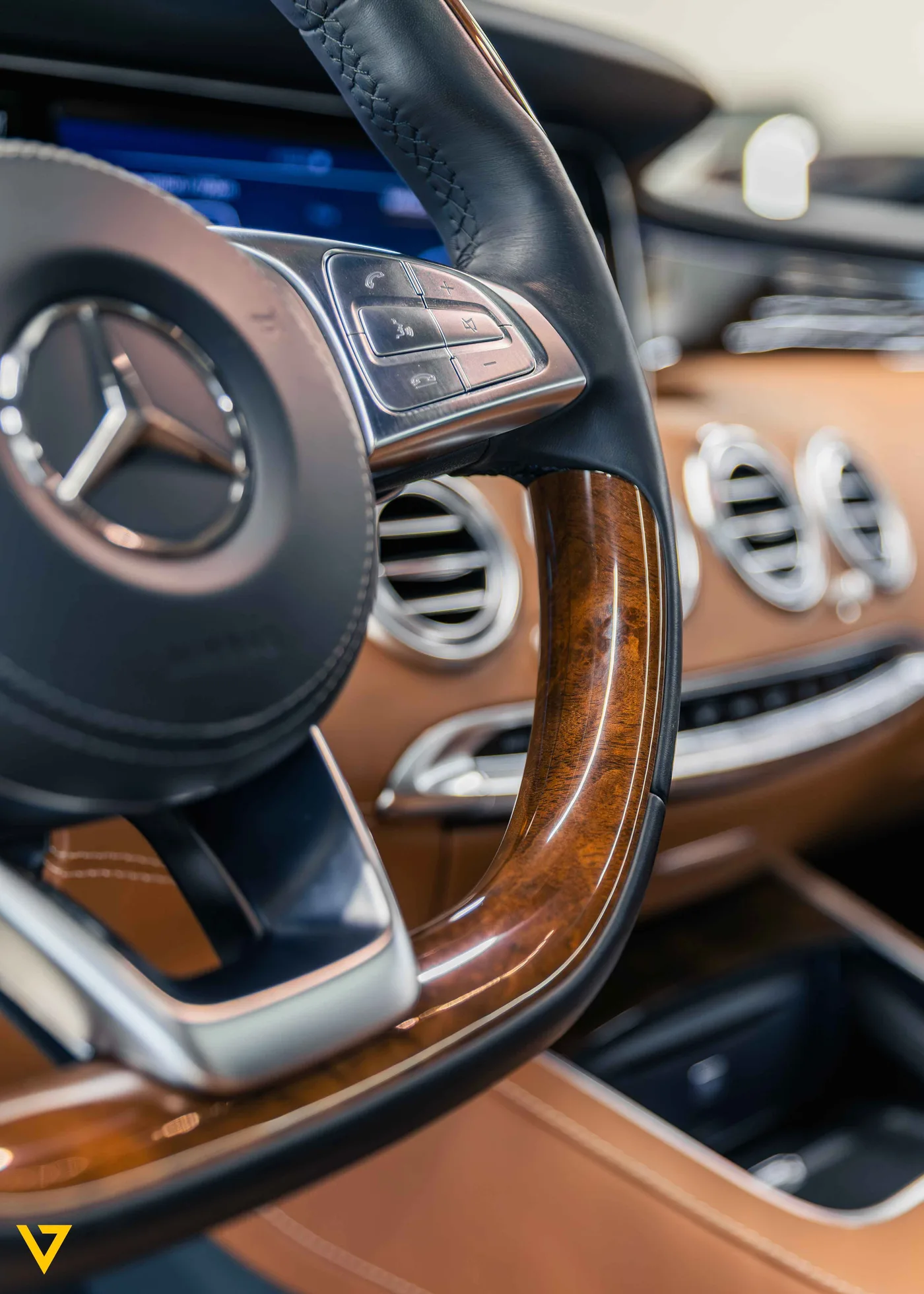 Mercedes-Benz S 500 Coupé offered by a supercar dealer in Riyadh, Saudi Arabia, photo 8 of 24