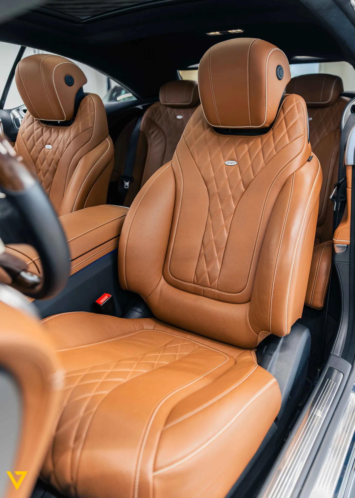 Mercedes-Benz S 500 Coupé offered by a supercar dealer in Riyadh, Saudi Arabia, photo 9 of 24