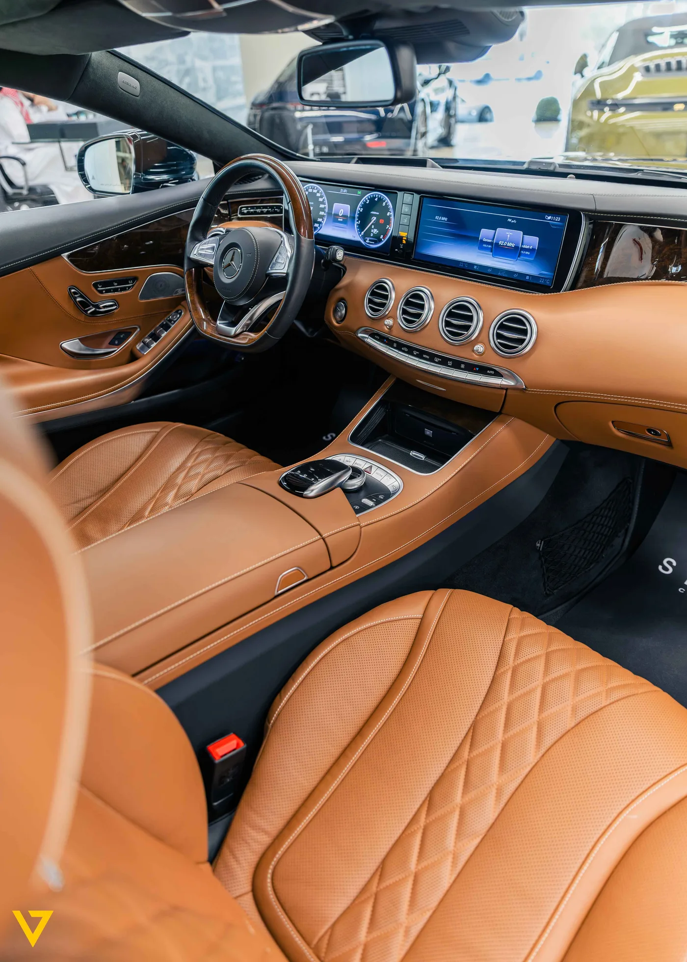 Mercedes-Benz S 500 Coupé offered by a supercar dealer in Riyadh, Saudi Arabia, photo 15 of 24