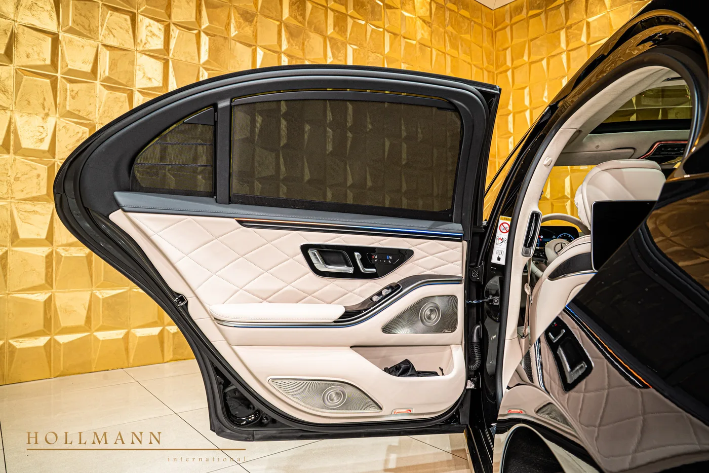 Mercedes-Benz S 580 4MATIC, long, facelift offered by a specialist dealer in Stuhr, Germany, photo 15 of 25
