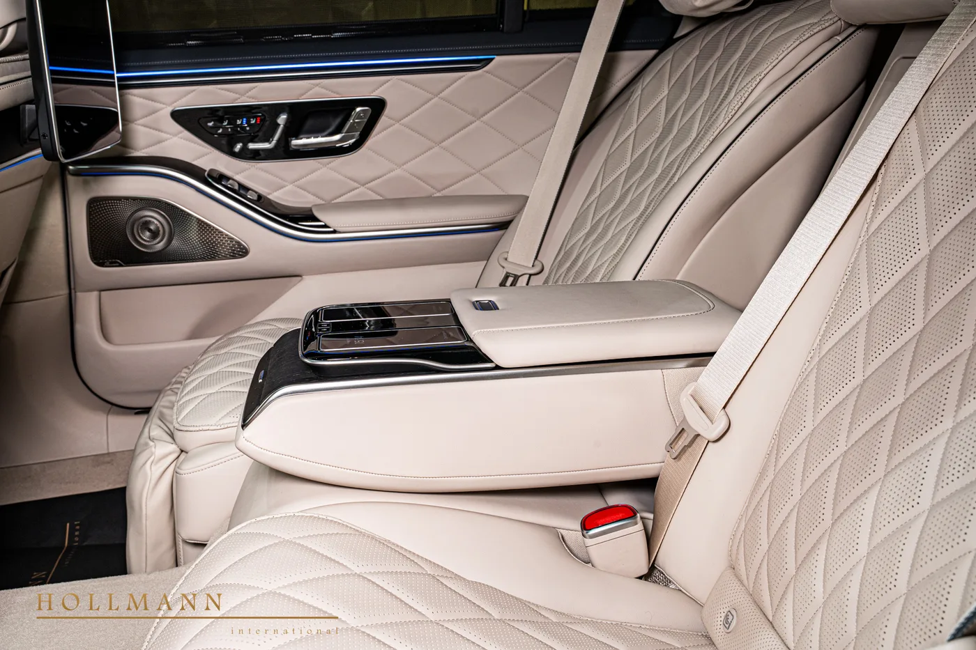 Mercedes-Benz S 580 4MATIC, long, facelift offered by a specialist dealer in Stuhr, Germany, photo 16 of 25
