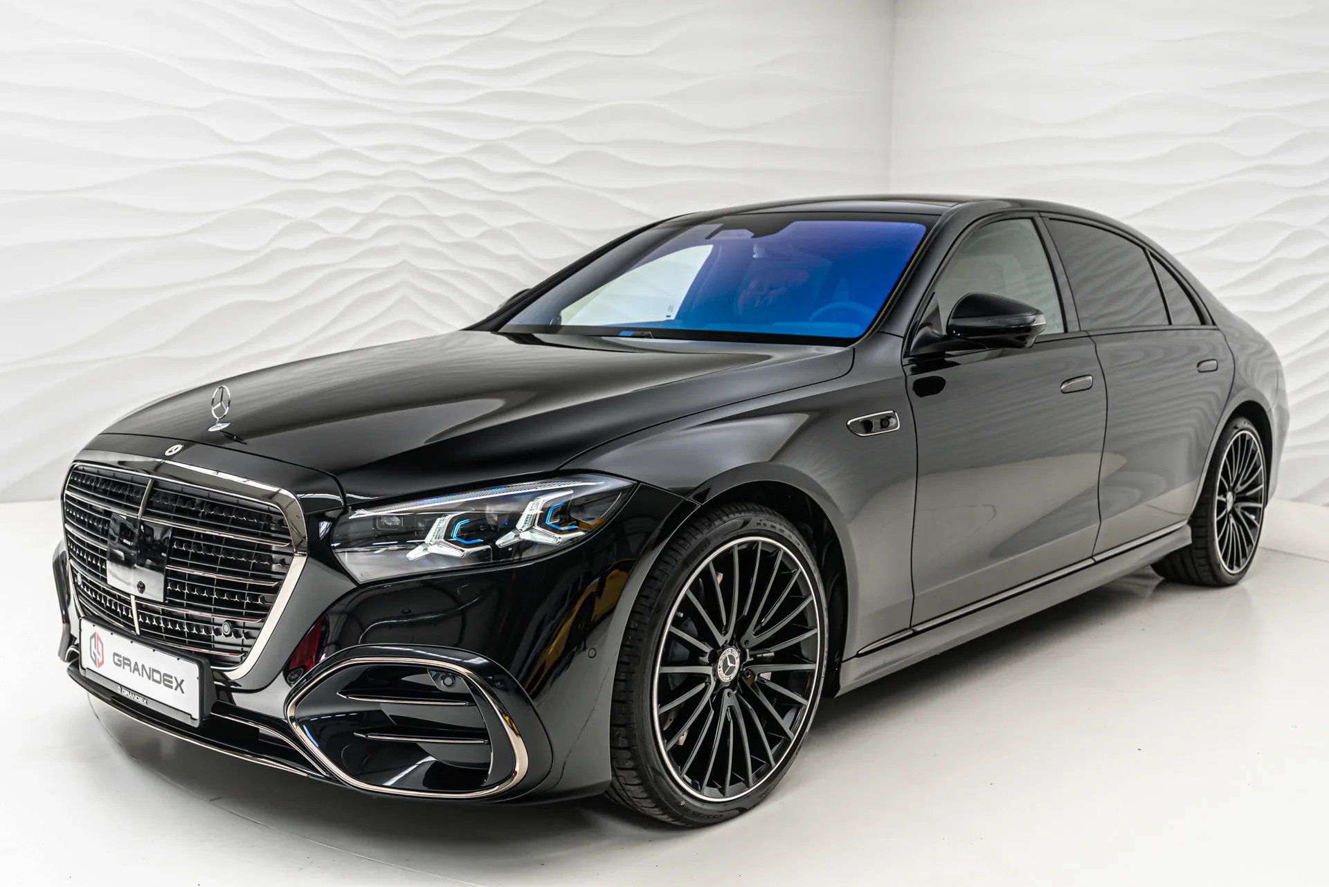 Mercedes-Benz S 580 long, Exclusive offered by a specialist dealer in Sengenthal, Germany, main photo