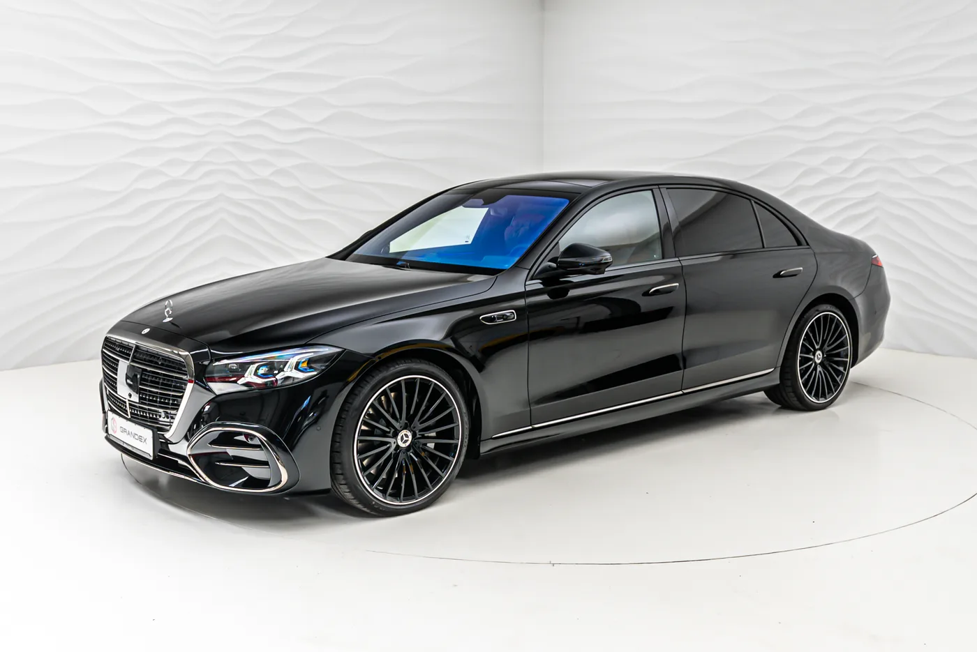Mercedes-Benz S 580 long, Exclusive offered by a specialist dealer in Sengenthal, Germany, photo 2 of 10