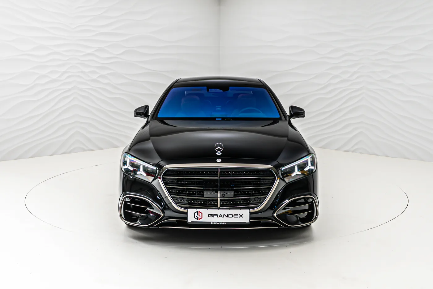 Mercedes-Benz S 580 long, Exclusive offered by a specialist dealer in Sengenthal, Germany, photo 9 of 10