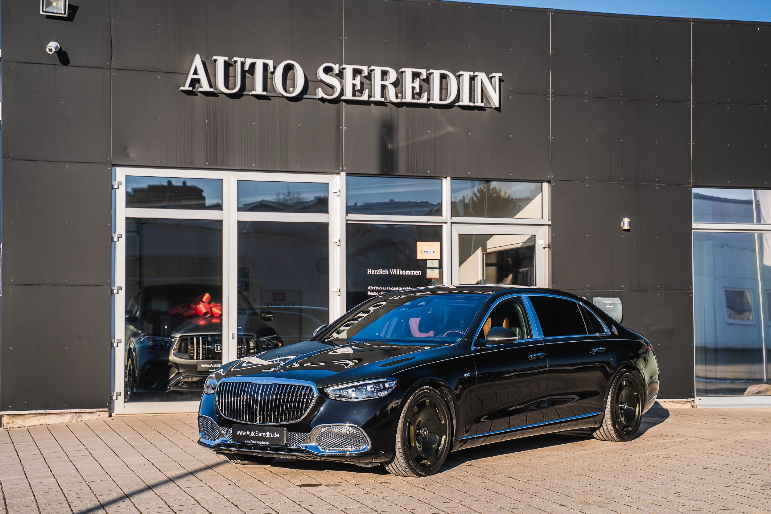 Mercedes-Benz S 680 proposée par un concessionnaire spécialisé à Hechingen, Allemagne, photo principale