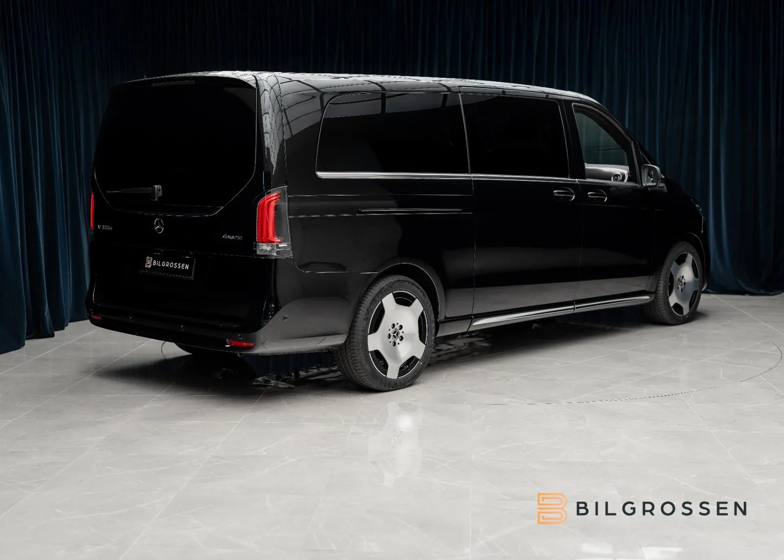 Mercedes-Benz V 300 d 4MATIC, Exclusive, extra-long, 5/30