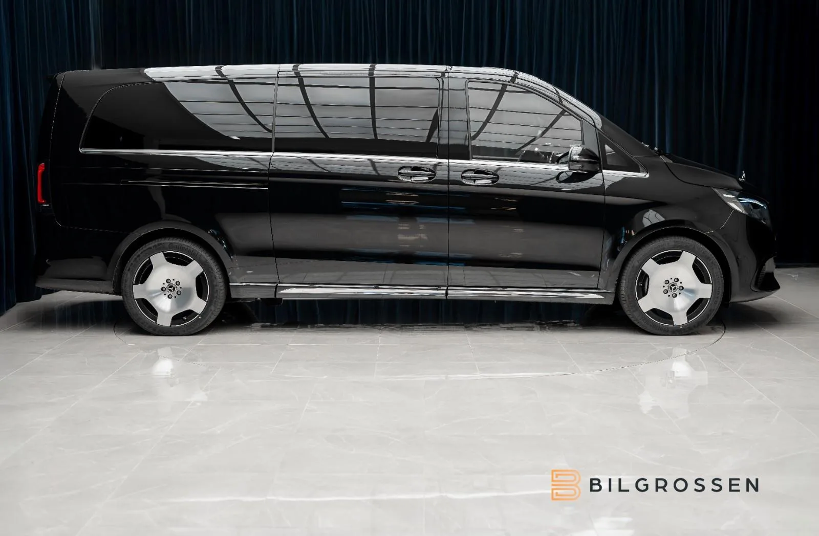 Mercedes-Benz V 300 d 4MATIC, Exclusive, extra-long, 6/30