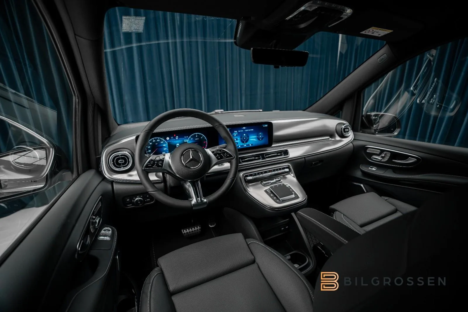 Mercedes-Benz V 300 d 4MATIC, Exclusive, extra-long, 16/30