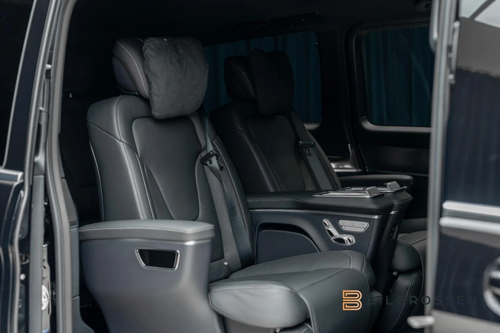Mercedes-Benz V 300 d 4MATIC, Exclusive, extra-long, 20/30
