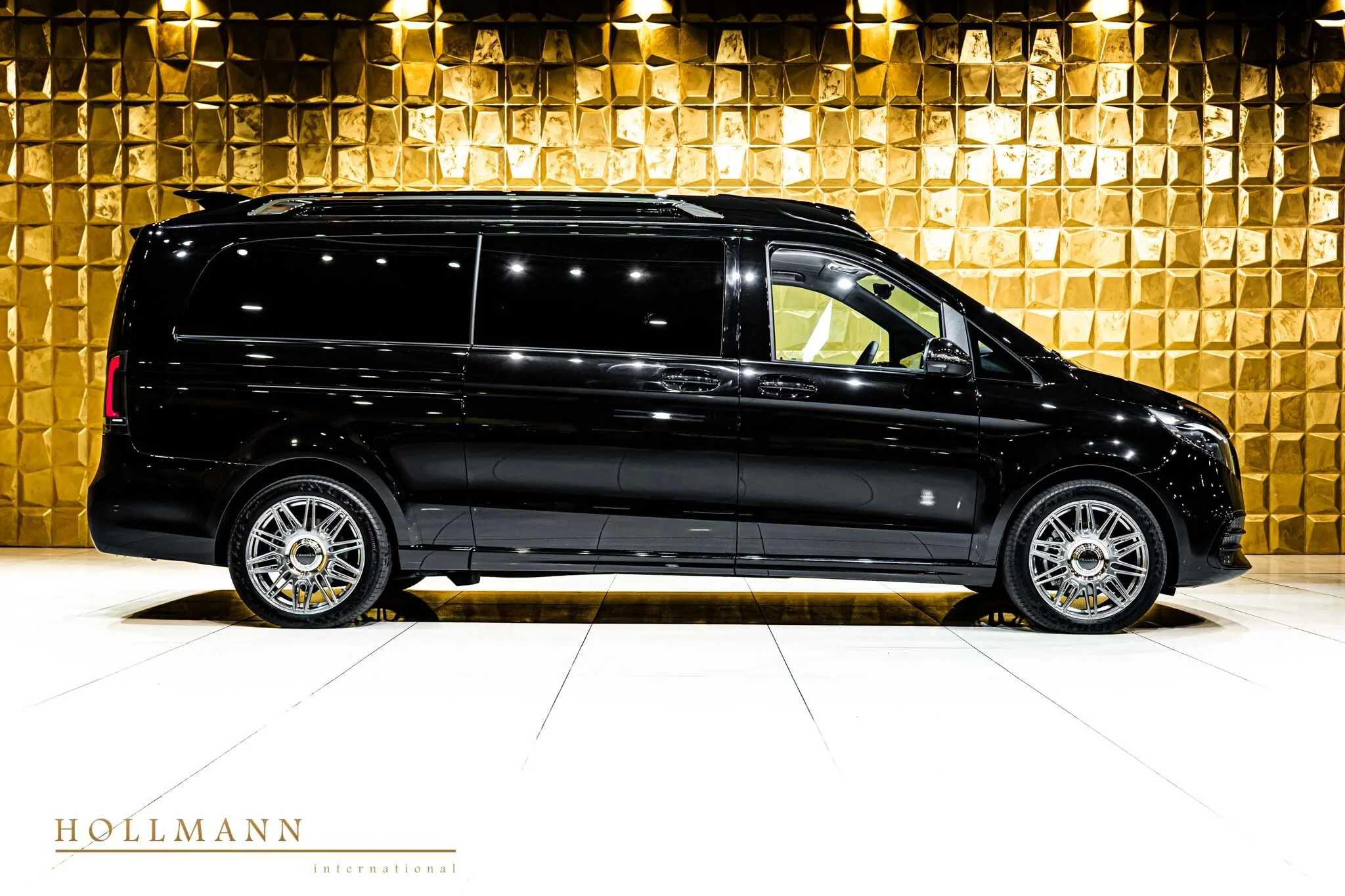 Mercedes-Benz V 300 d Extralong by Franken Autodesign, 7/22