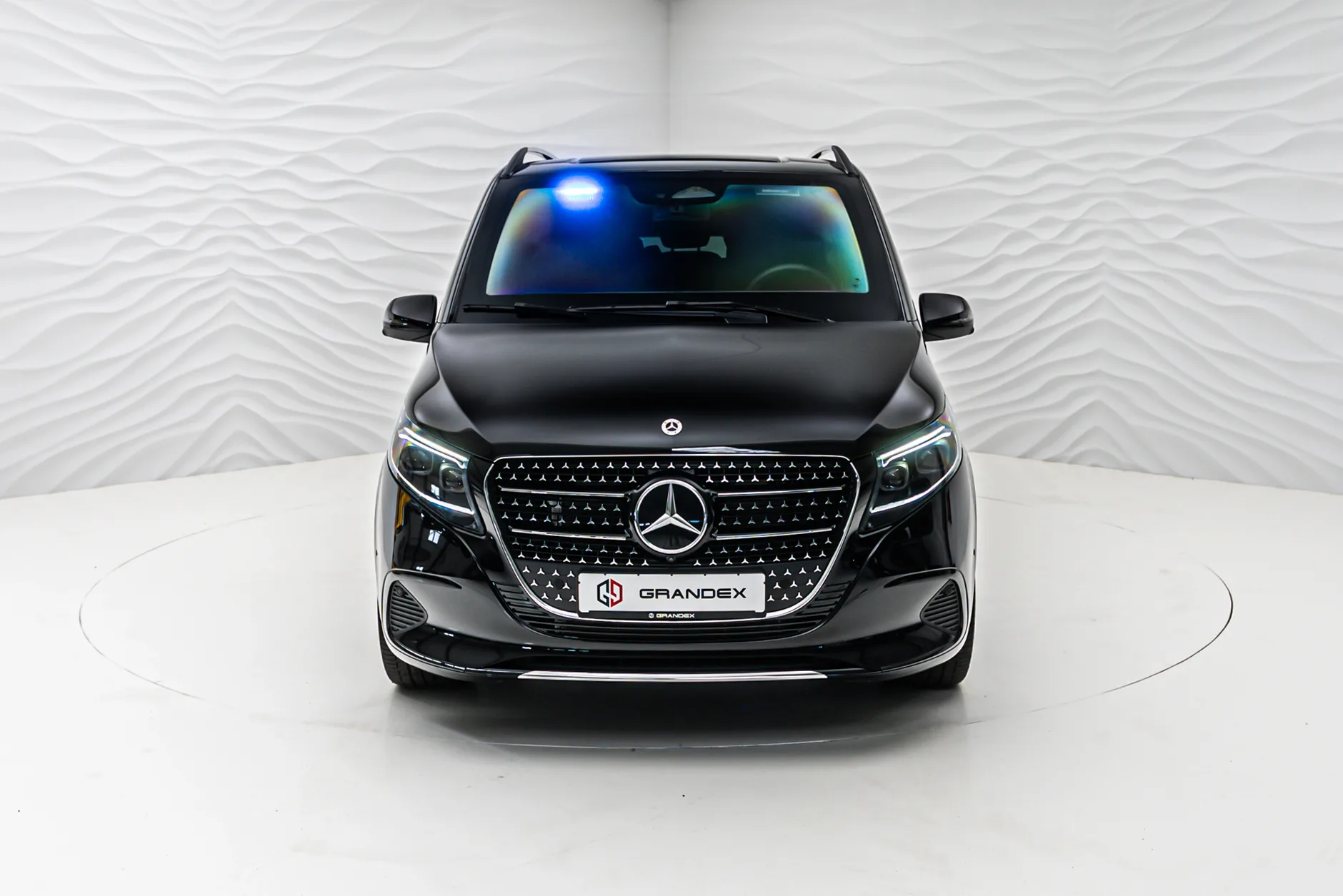 Mercedes-Benz V 300 d 4MATIC extra-long, armoured B6, 8/30