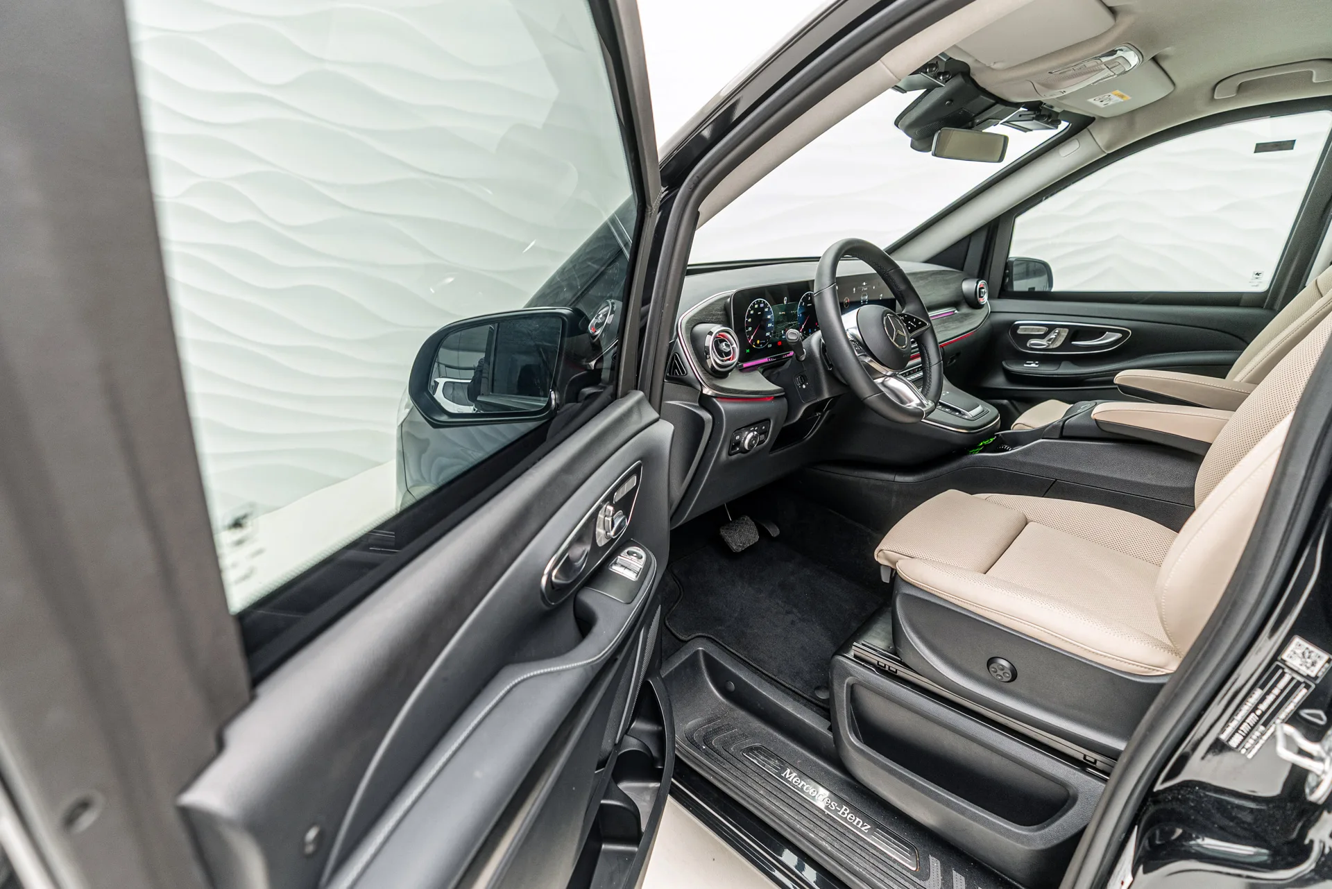 Mercedes-Benz V 300 d 4MATIC extra-long, armoured B6, 15/30