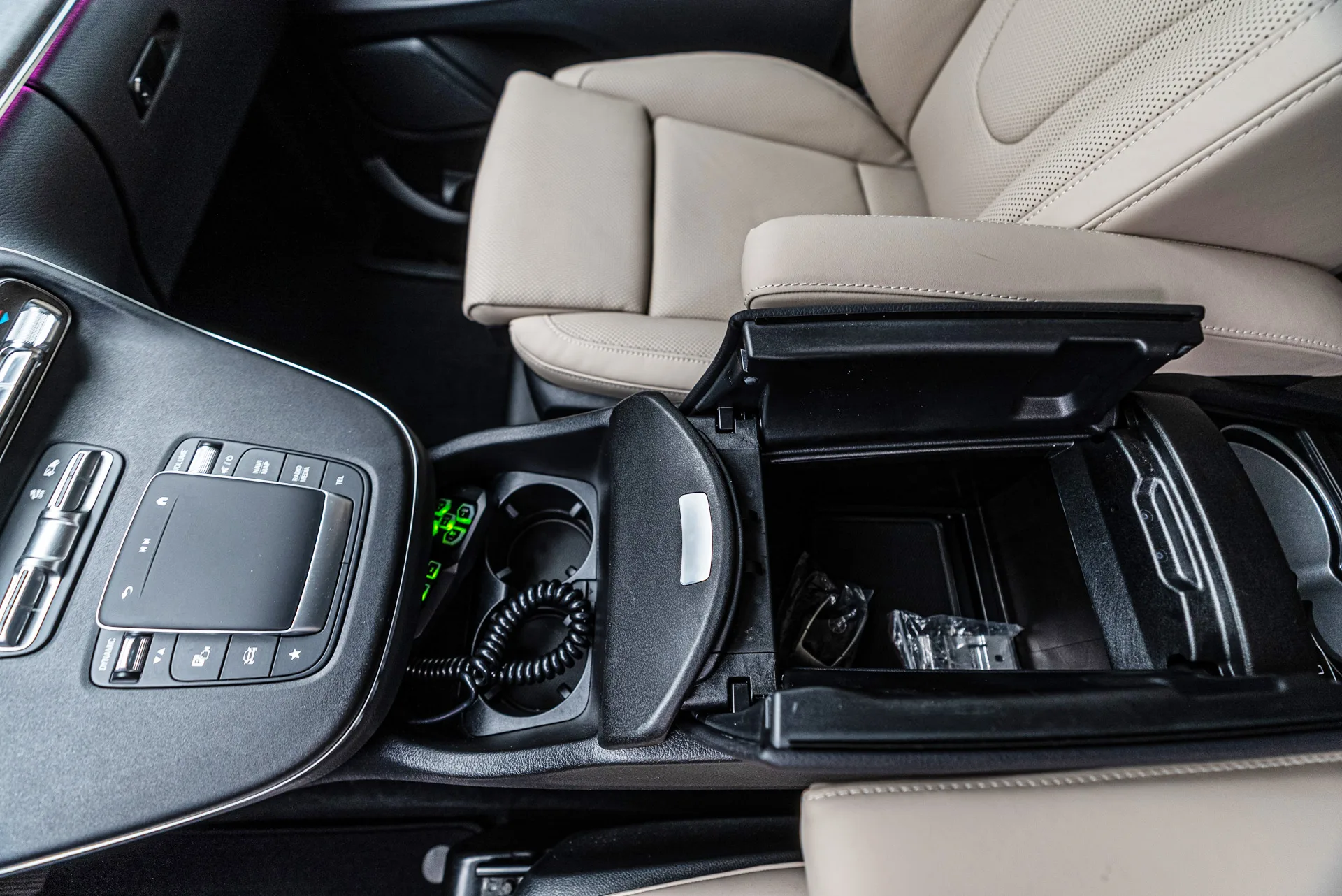 Mercedes-Benz V 300 d 4MATIC extra-long, armoured B6, 22/30