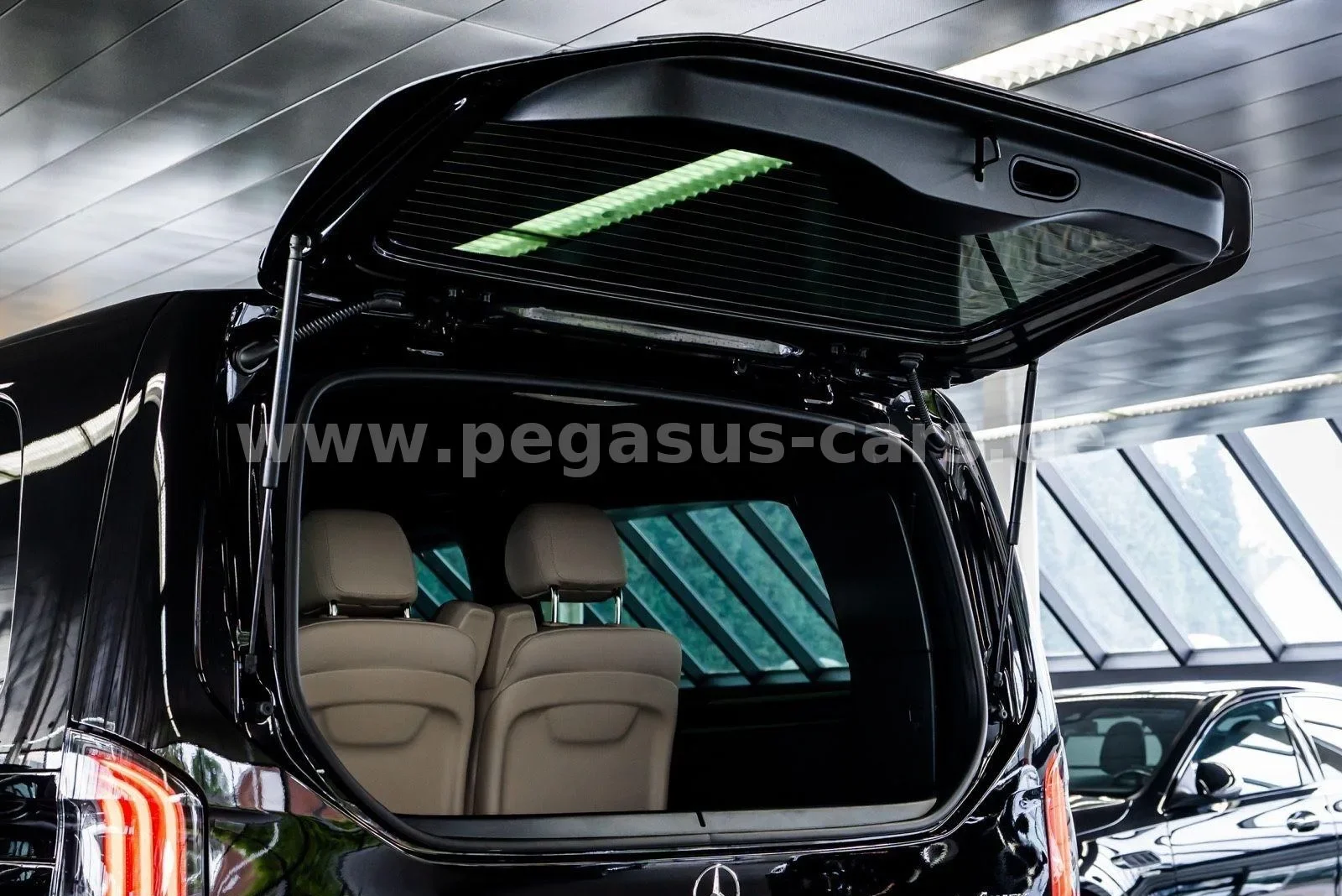 Mercedes-Benz V 300 d 4MATIC, Avantgarde, extra-long, 14/30