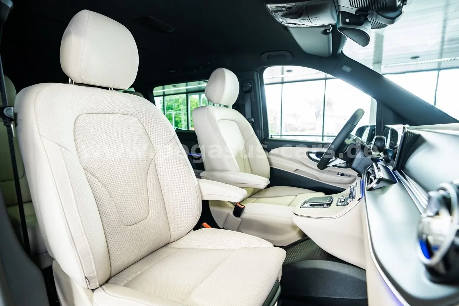 Mercedes-Benz V 300 d 4MATIC, Avantgarde, extra-long, 23/30