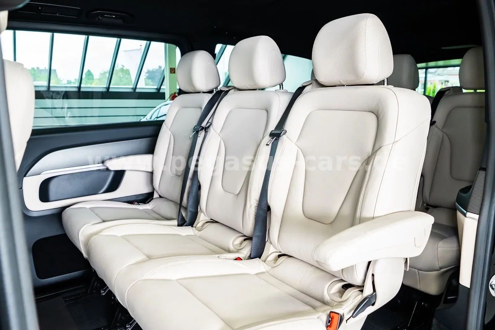 Mercedes-Benz V 300 d 4MATIC, Avantgarde, extra-long, 30/30