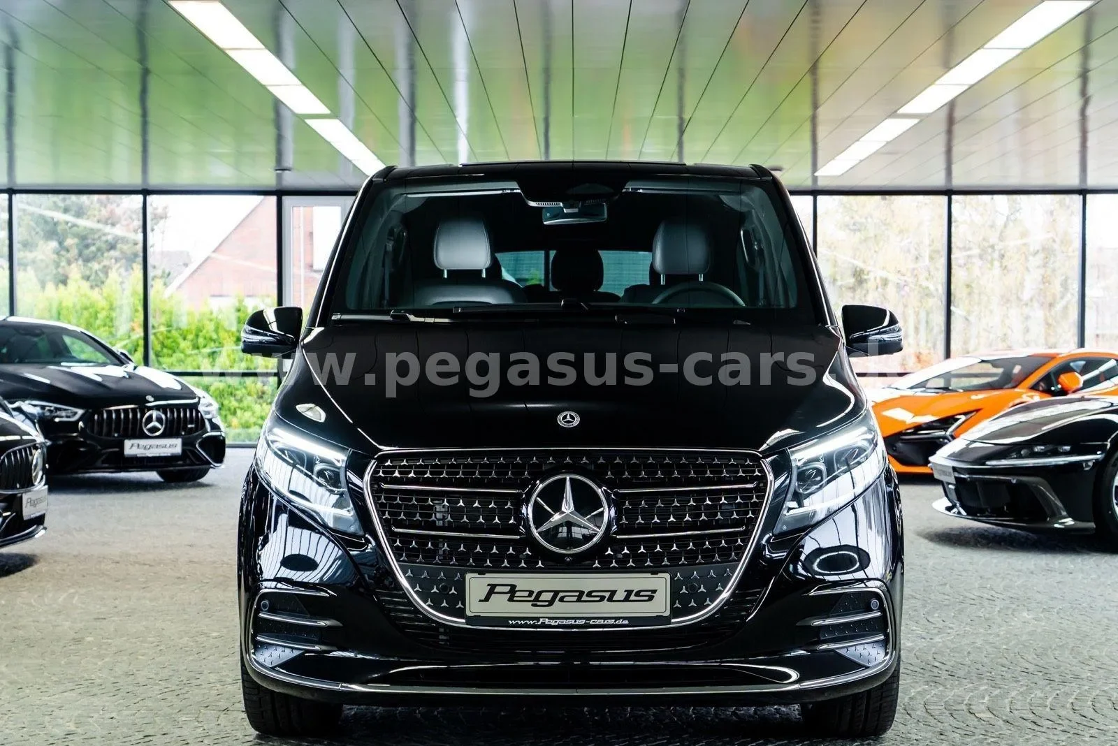 Mercedes-Benz V 300 d 4MATIC, Avantgarde, extra-long, 5/30