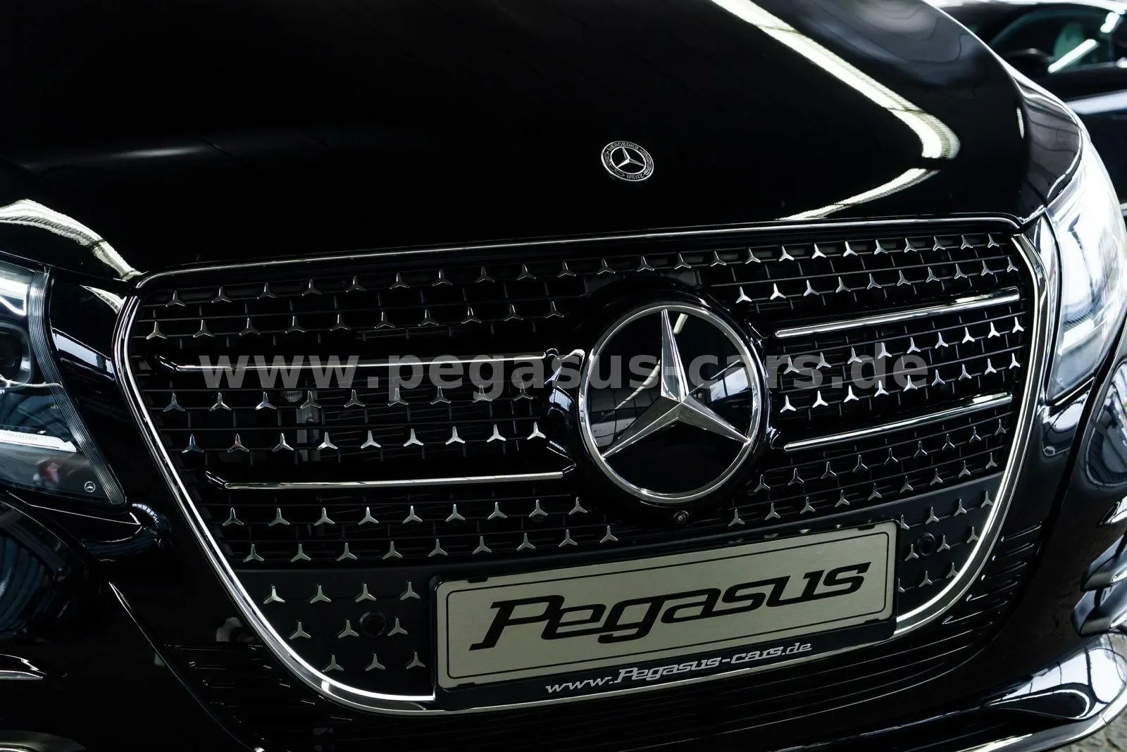 Mercedes-Benz V 300 d 4MATIC, Avantgarde, extra-long, 8/30