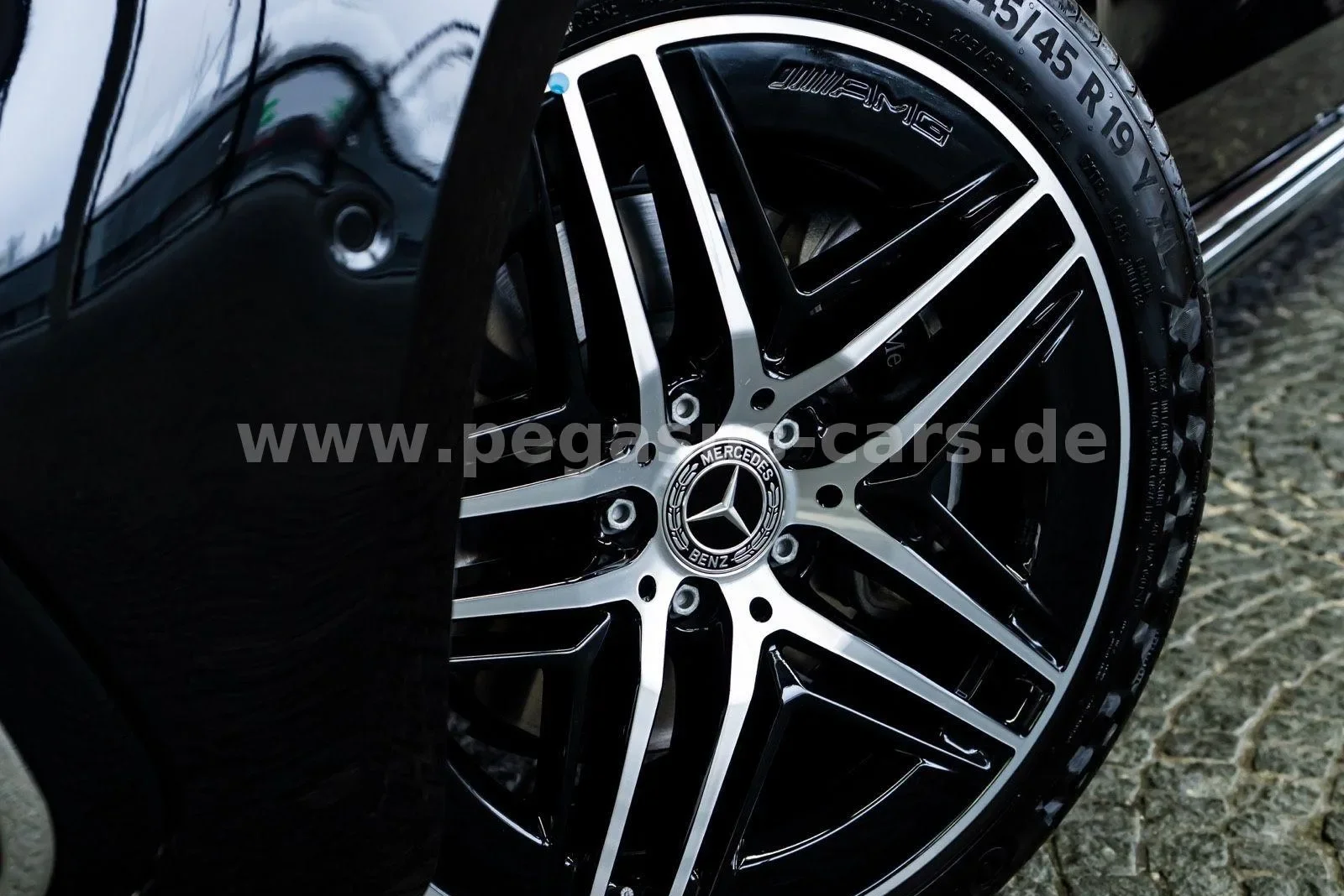 Mercedes-Benz V 300 d 4MATIC, Avantgarde, extra-long, 16/30