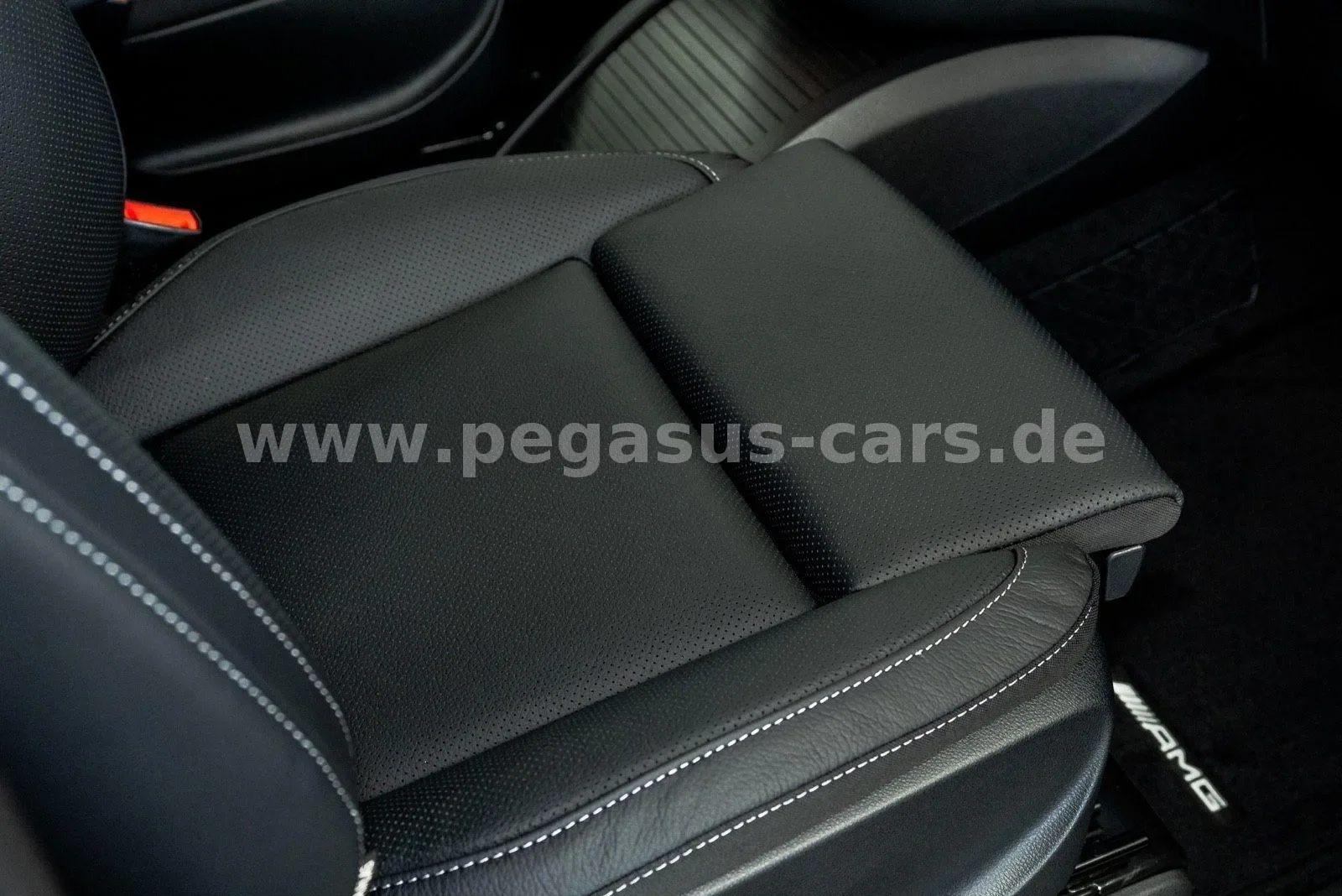Mercedes-Benz V 300 d 4MATIC, Avantgarde, extra-long, 19/30