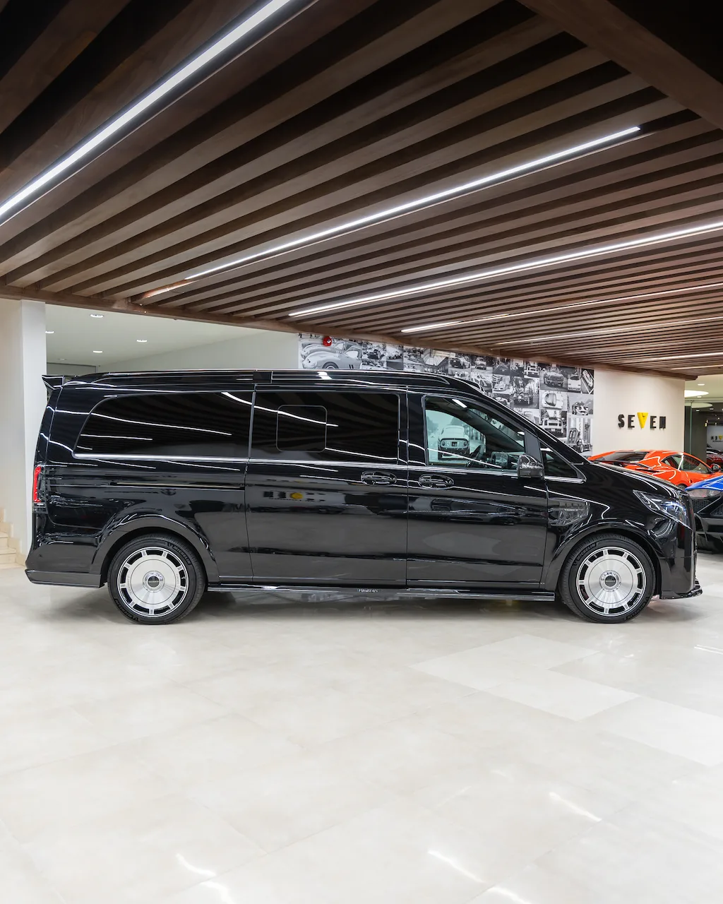 Mercedes-Benz V-Class by Mansory, 3/26