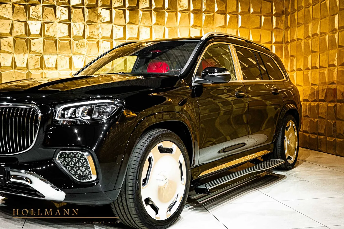 Mercedes-Maybach GLS 600 facelift proposée par un concessionnaire spécialisé à Stuhr, Allemagne, photo 4 sur 8
