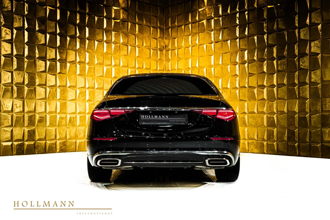 Mercedes-Maybach S 580 stretched limousine offered by a specialist dealer in Stuhr, Germany, photo 4 of 8