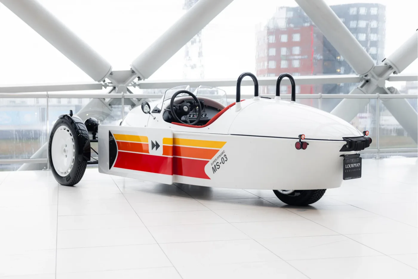 Morgan Super 3 angeboten von einem offiziellen McLaren und Morgan-Vertragshändler in Utrecht, Niederlande, Foto 2 von 25
