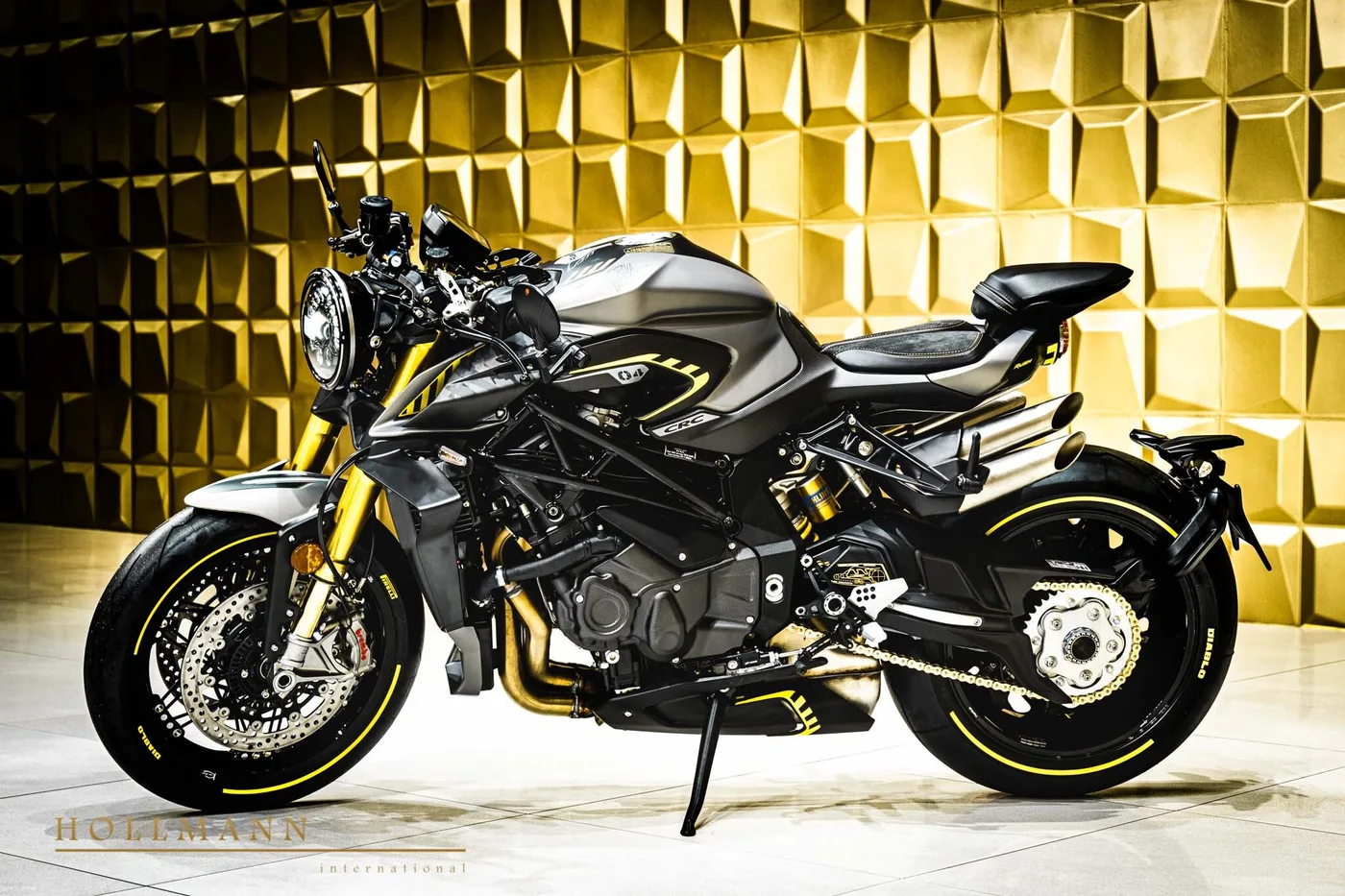 MV Agusta Rush 1000 angeboten von einem Fachhändler in Stuhr, Deutschland, Foto 6 von 8